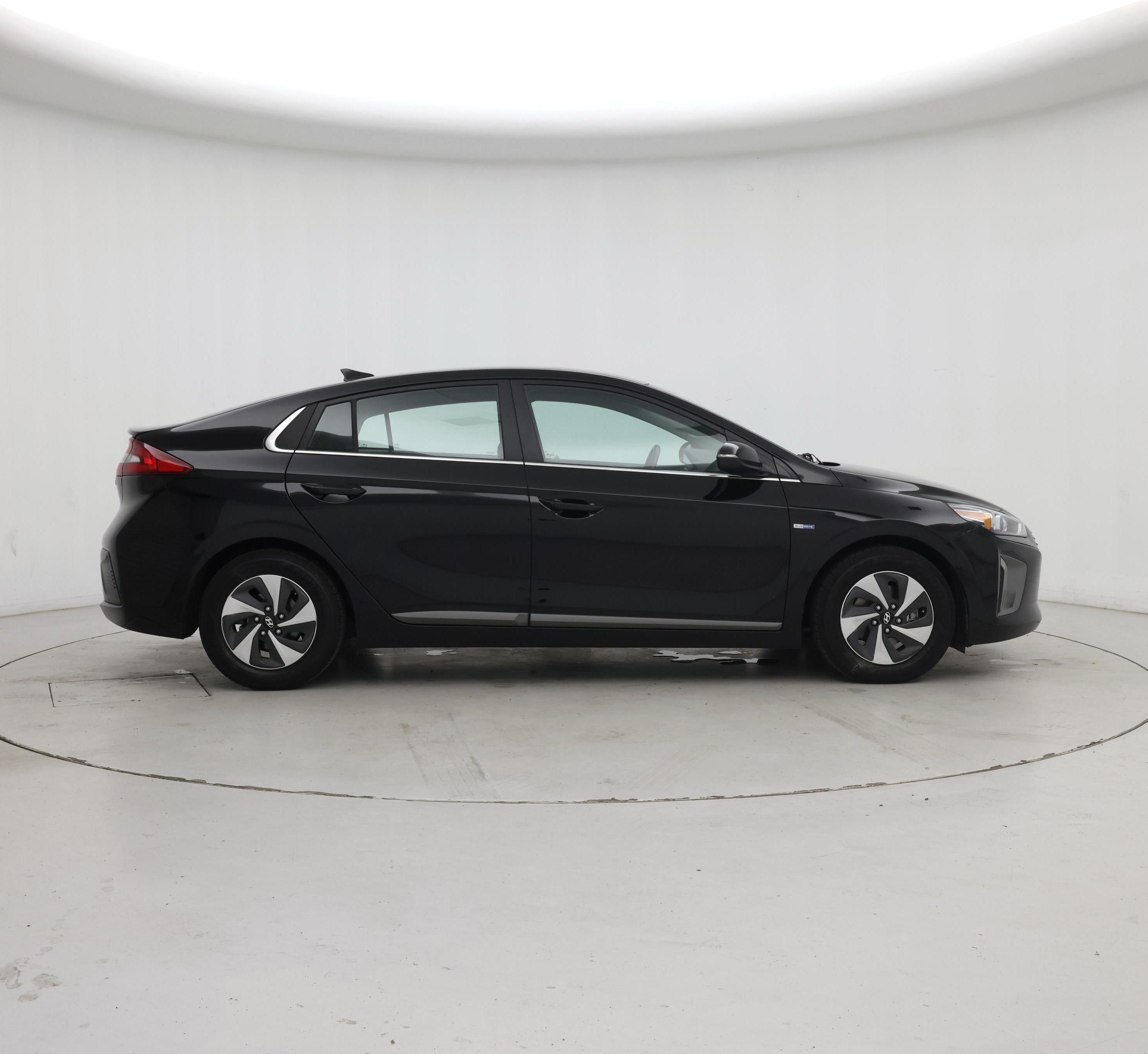 Thumbnail: 2019 Hyundai Ioniq - 7