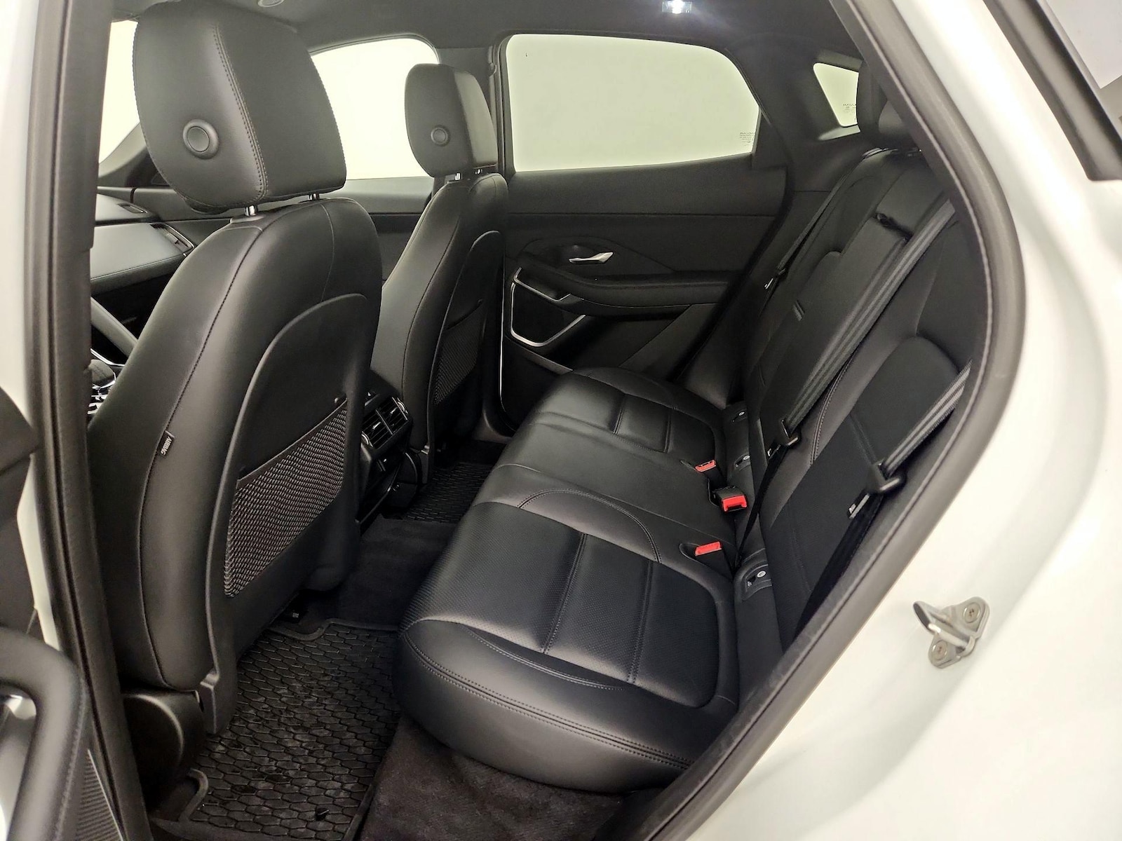 2022 Jaguar E-Pace SE - Photo 22