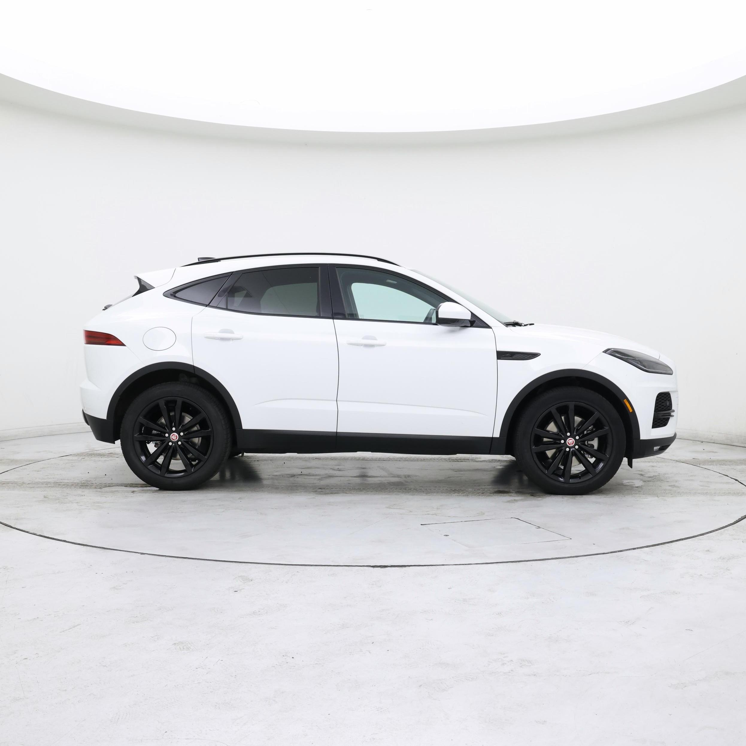 Thumbnail: 2022 Jaguar E-Pace - 7
