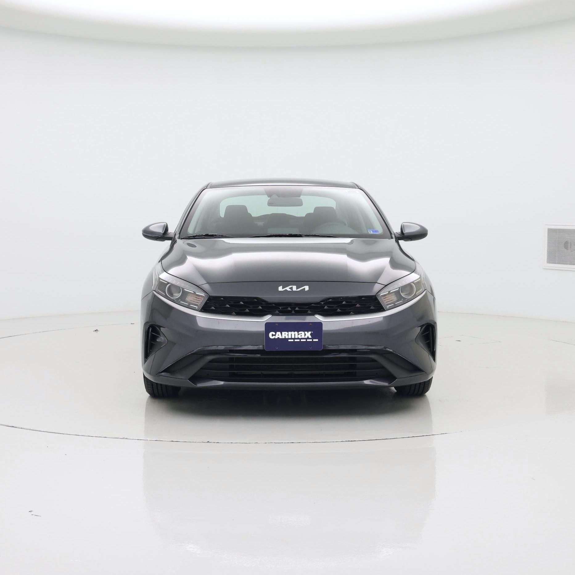 Thumbnail: 2023 Kia Forte - 5