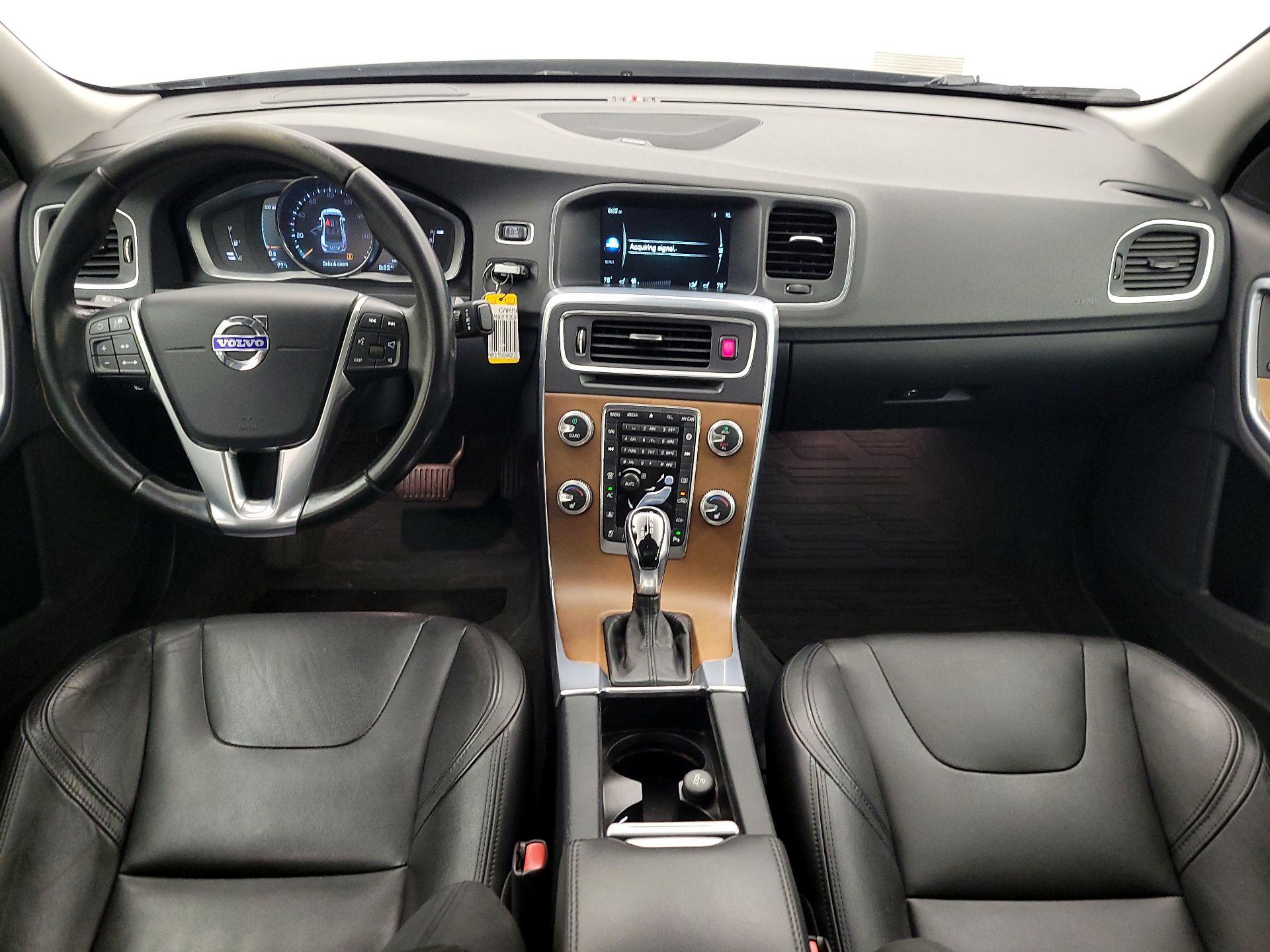 Thumbnail: 2016 Volvo S60 - 9