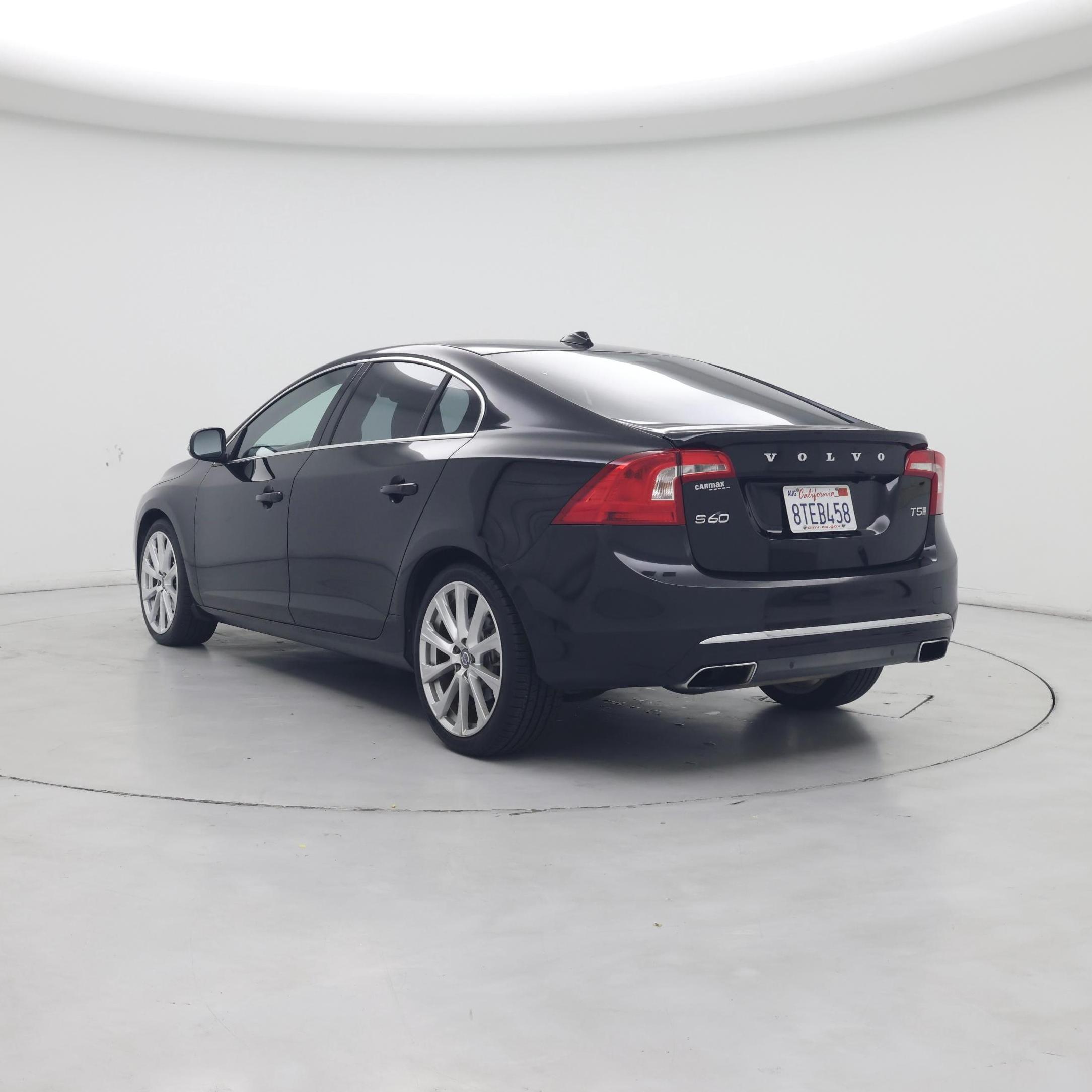 Thumbnail: 2016 Volvo S60 - 2