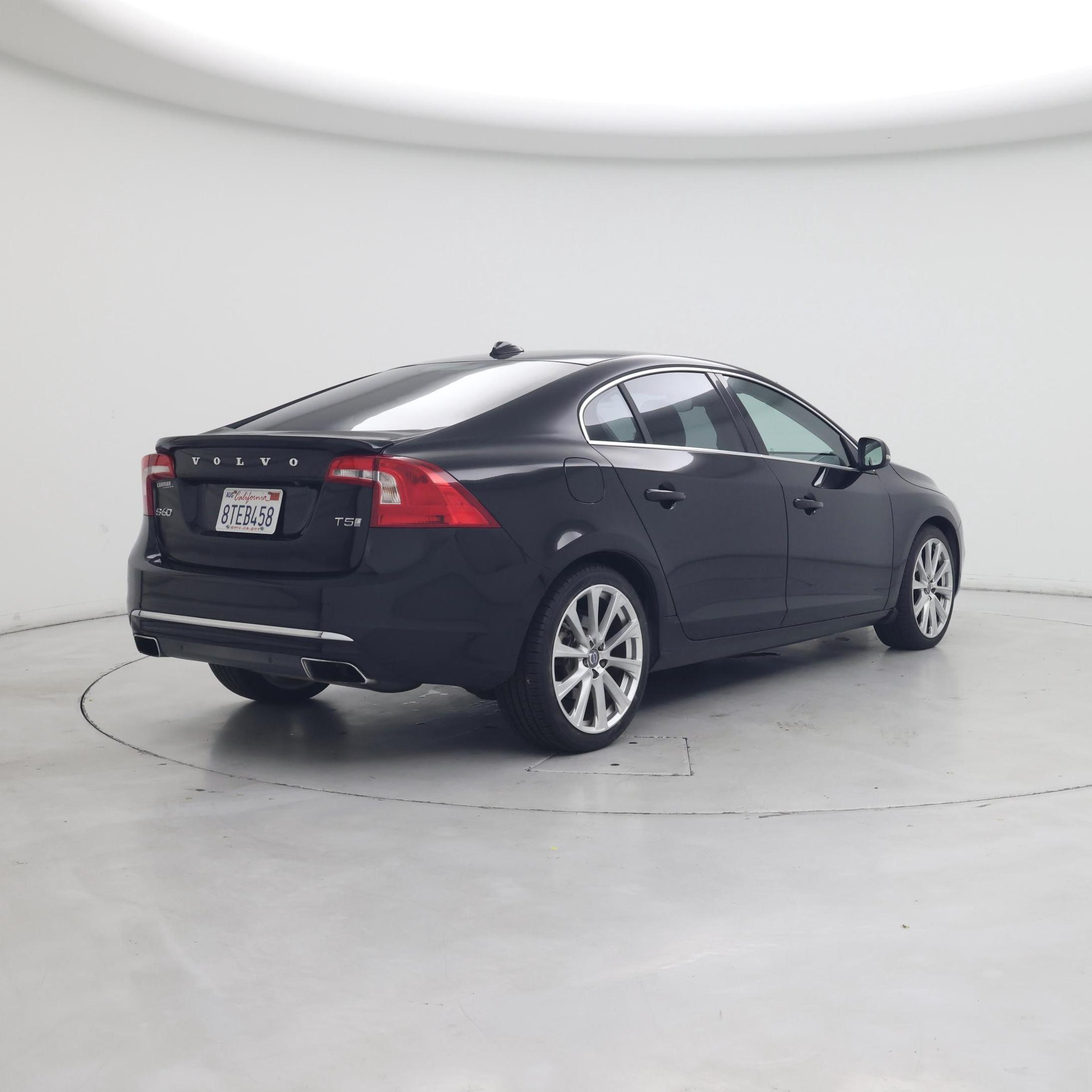 Thumbnail: 2016 Volvo S60 - 8
