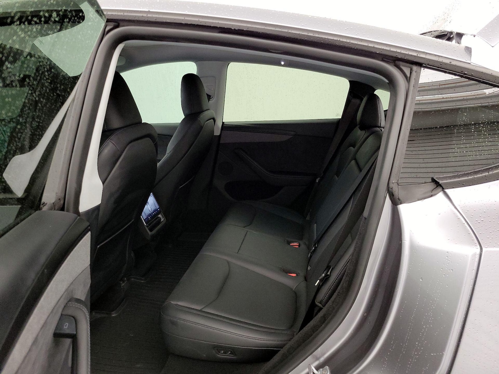 2026 Tesla Model Y Long Range - Photo 20
