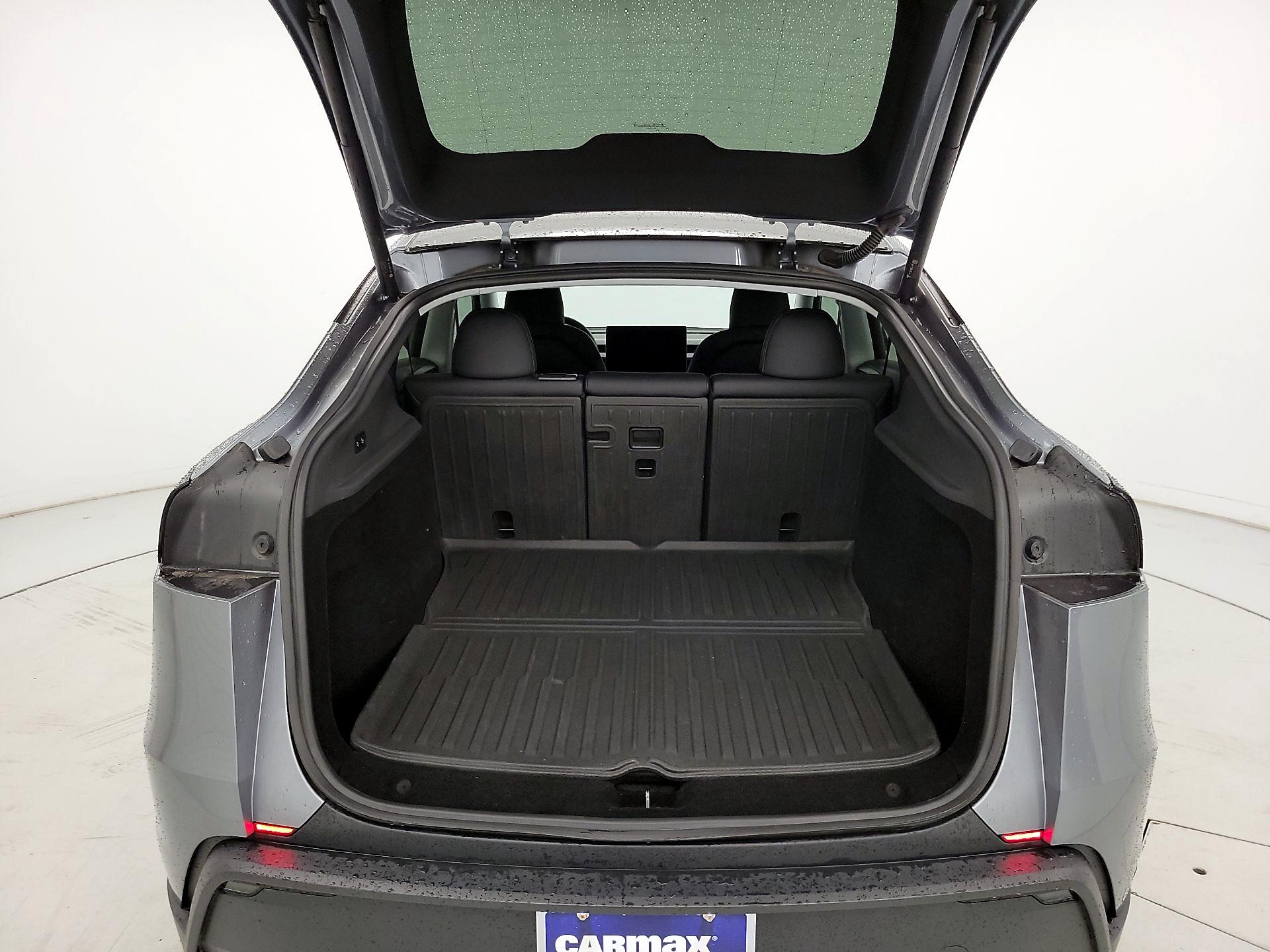 Thumbnail: 2026 Tesla Model Y - 20
