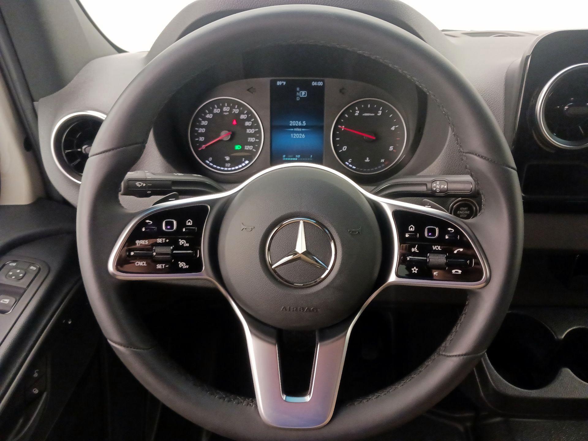Thumbnail: 2024 Mercedes-Benz Sprinter - 10