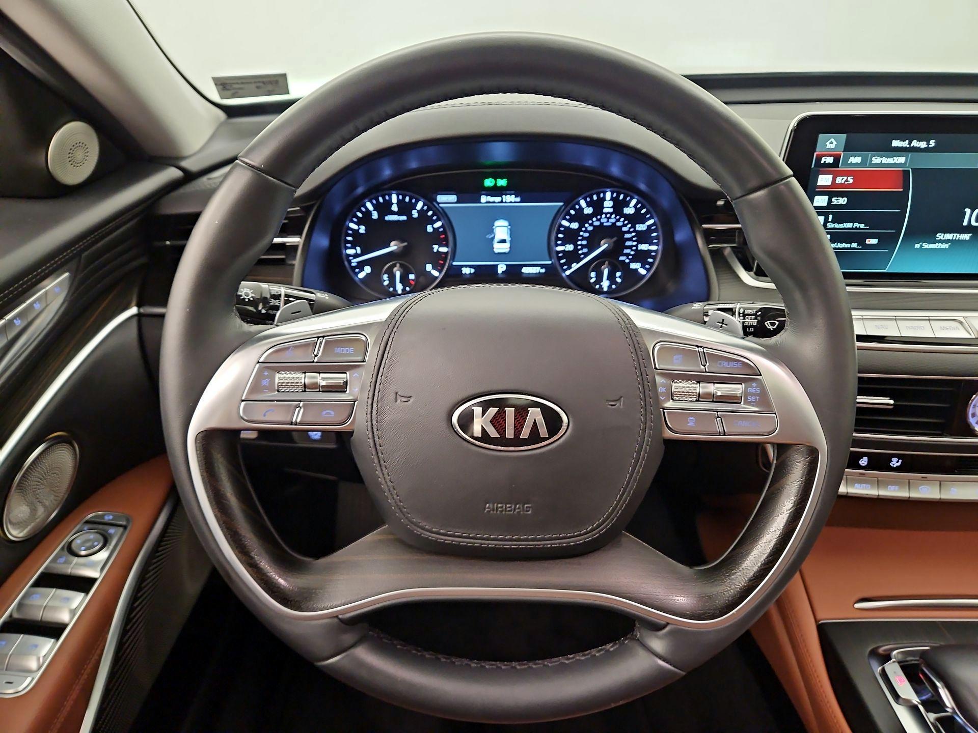 Thumbnail: 2020 Kia K900 - 10