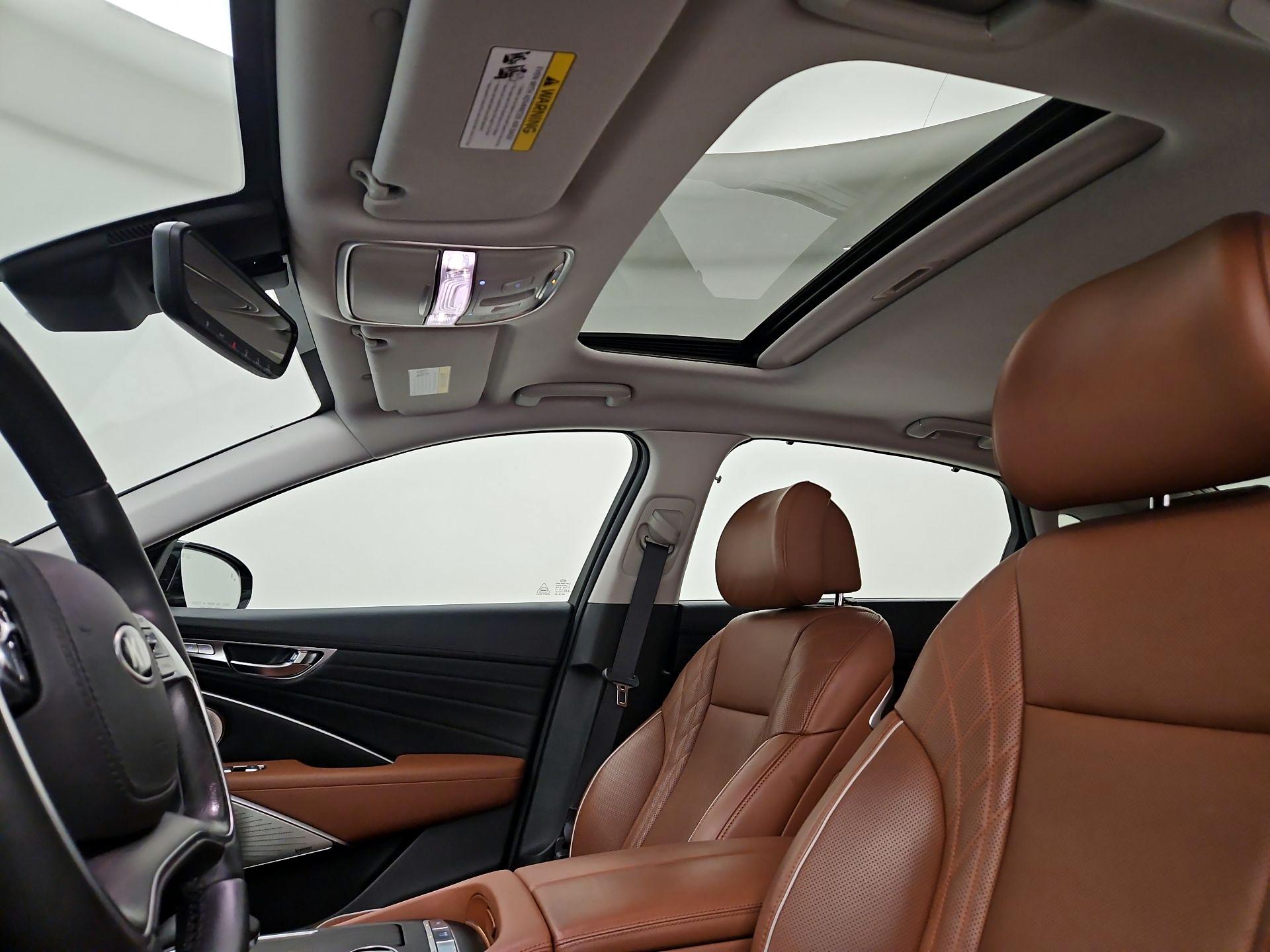 Thumbnail: 2020 Kia K900 - 20