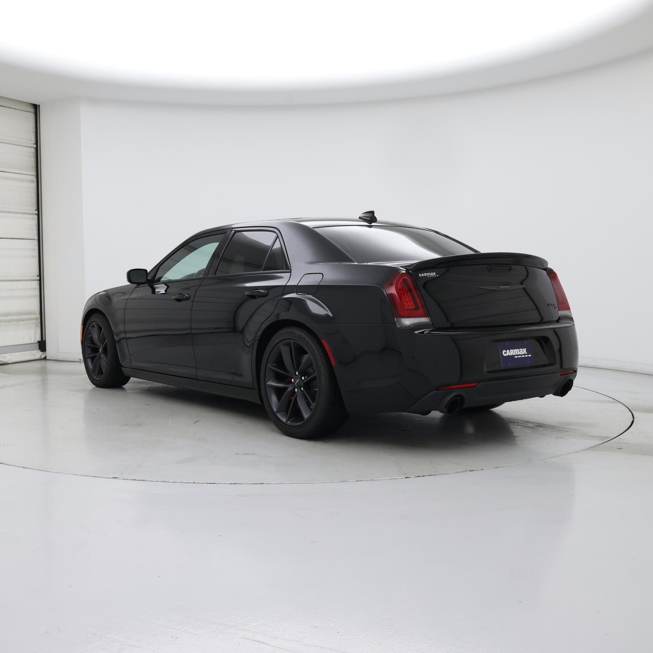 Thumbnail: 2023 Chrysler 300 - 2