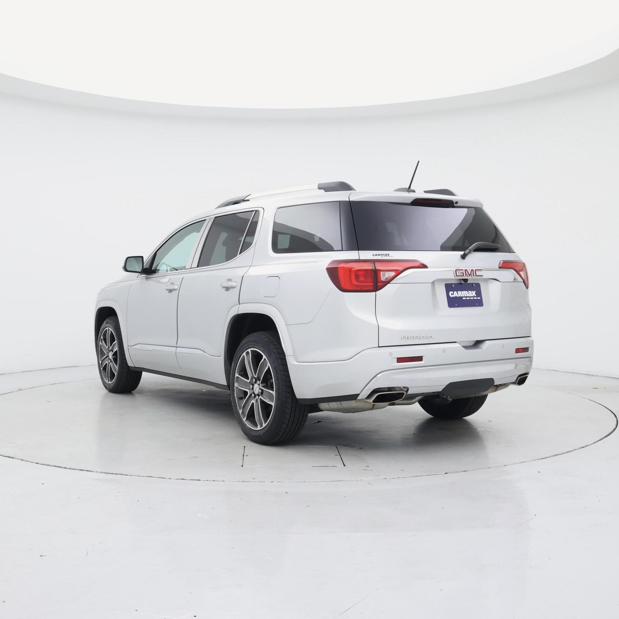 Thumbnail: 2019 GMC Acadia - 2