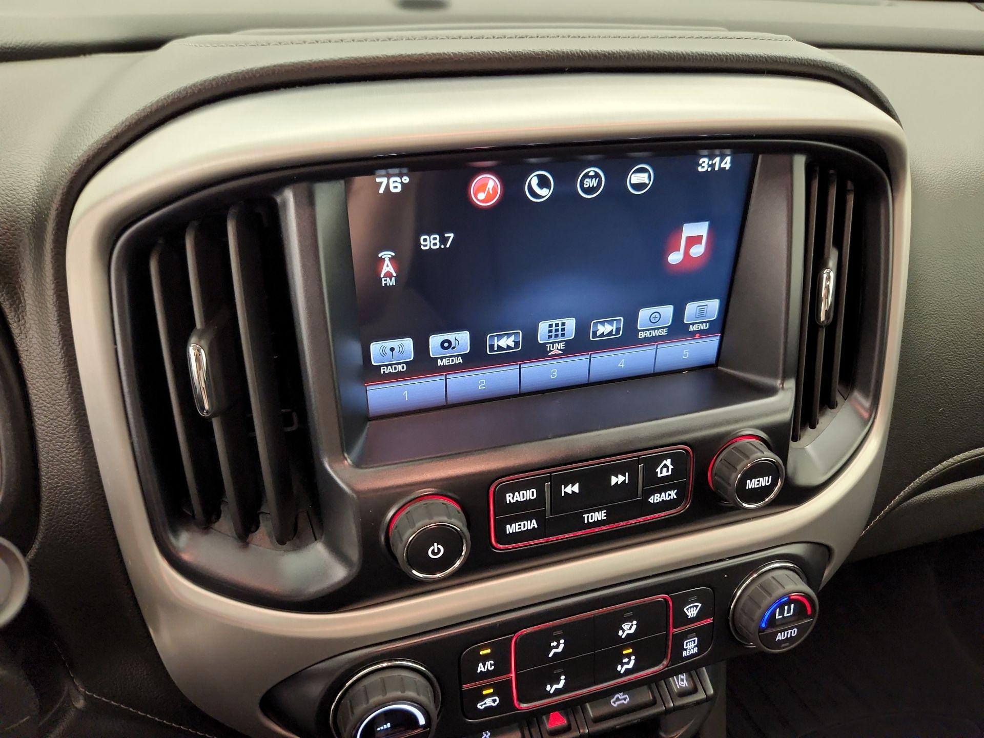 Thumbnail: 2016 GMC Canyon - 16