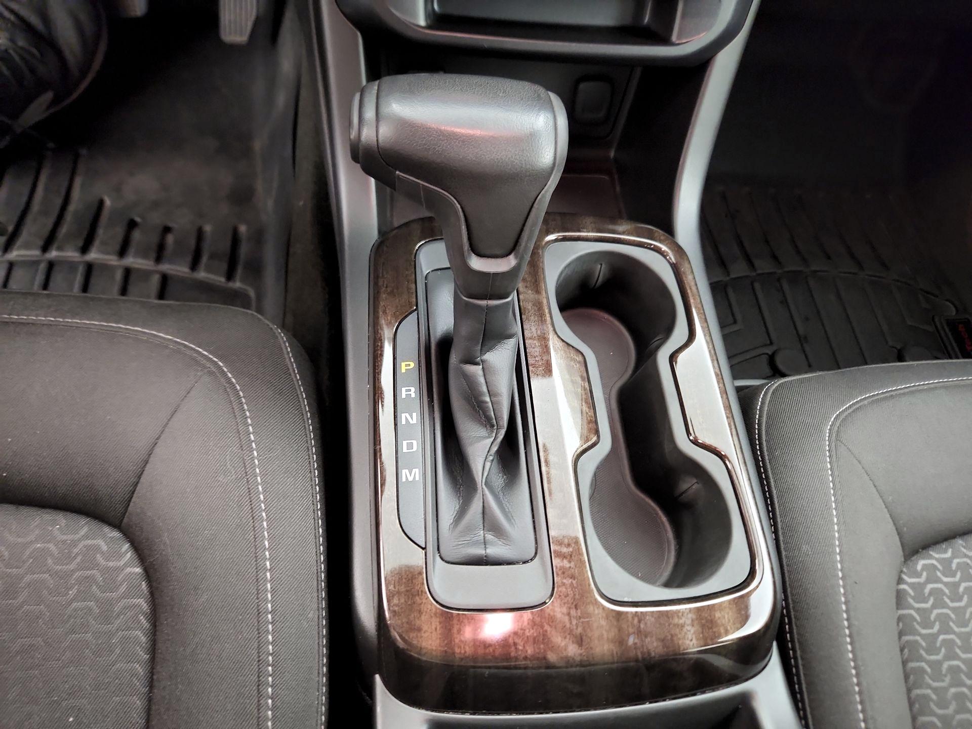 Thumbnail: 2016 GMC Canyon - 19