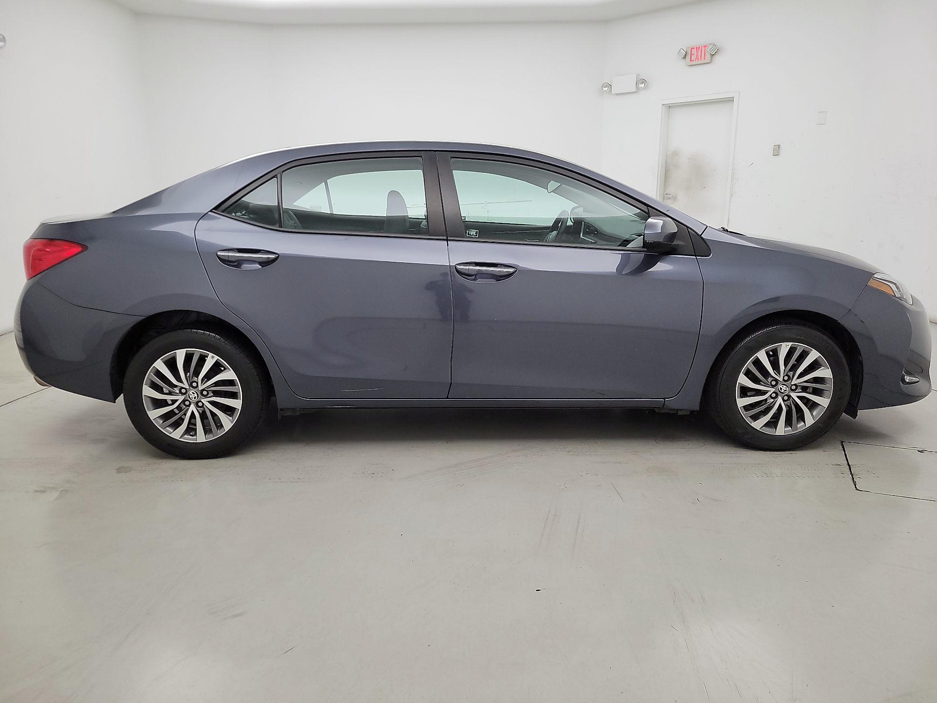 Thumbnail: 2017 Toyota Corolla - 4