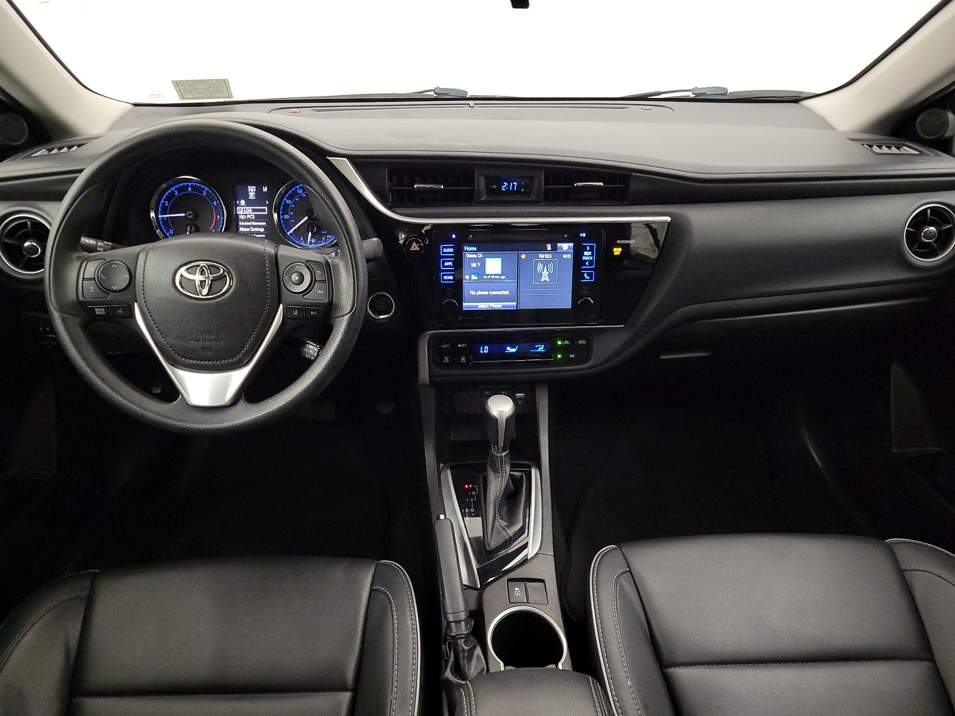 Thumbnail: 2017 Toyota Corolla - 8