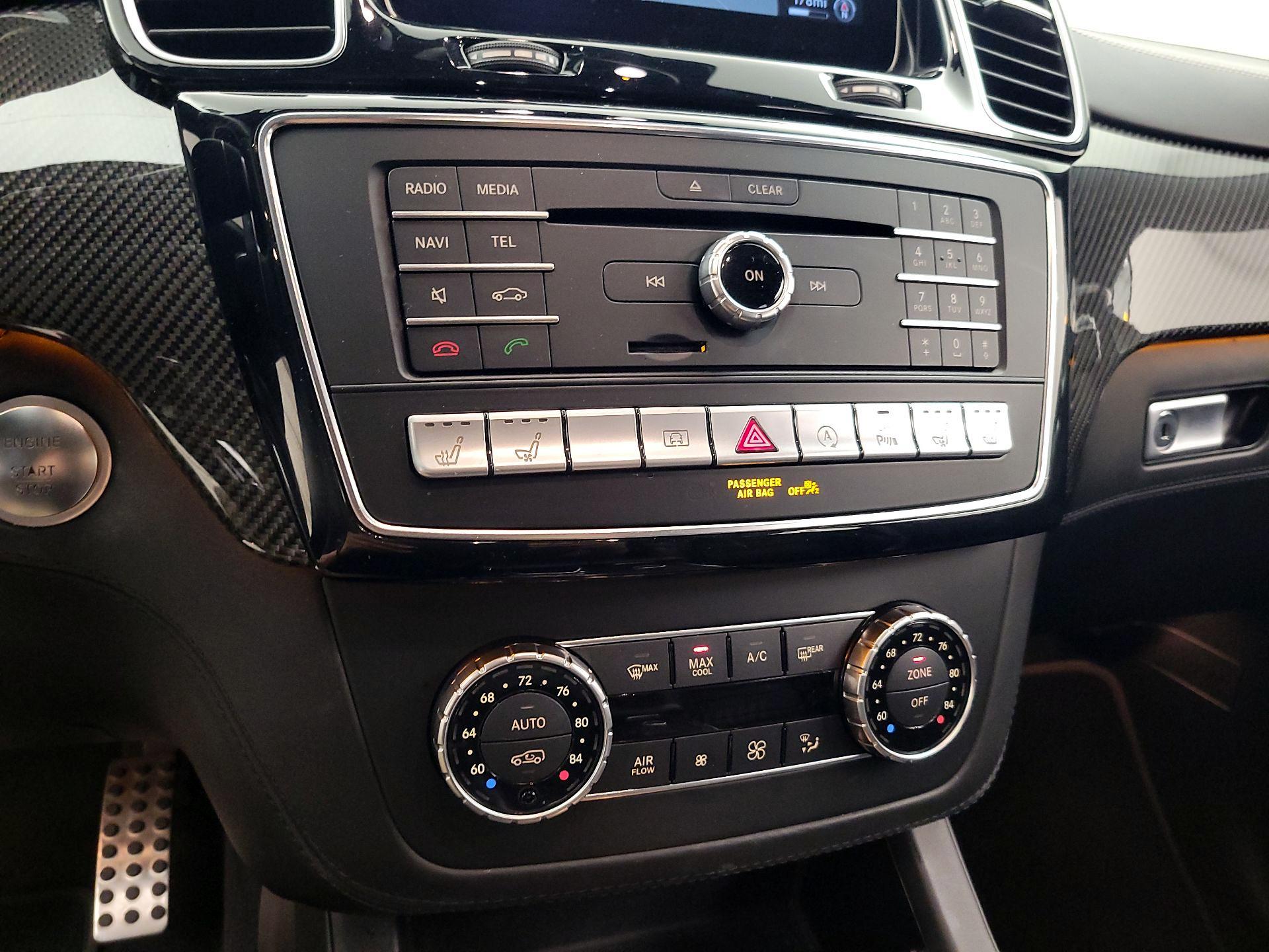 Thumbnail: 2019 Mercedes-Benz GL-Class - 17