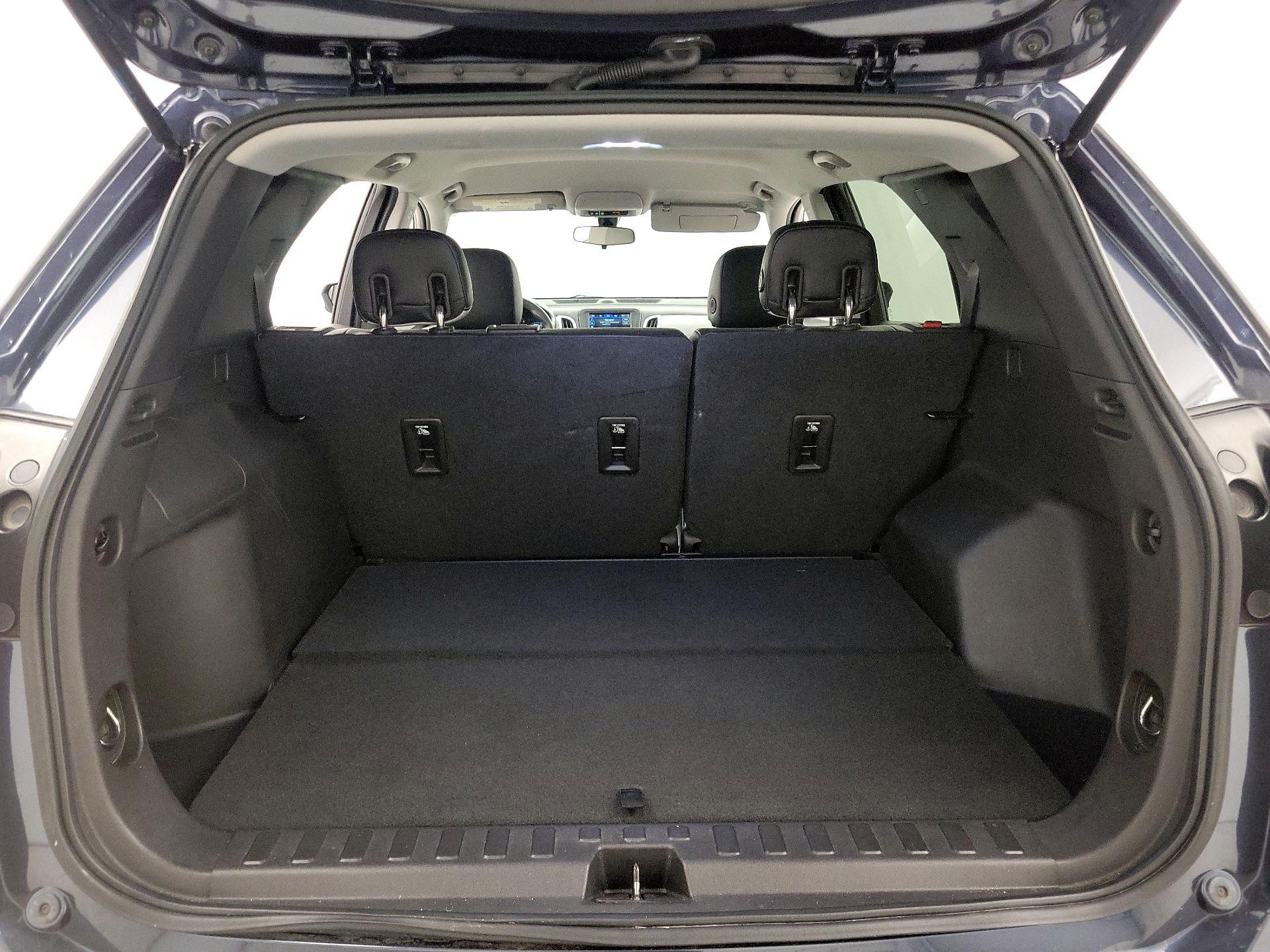 Thumbnail: 2019 Chevrolet Equinox - 20