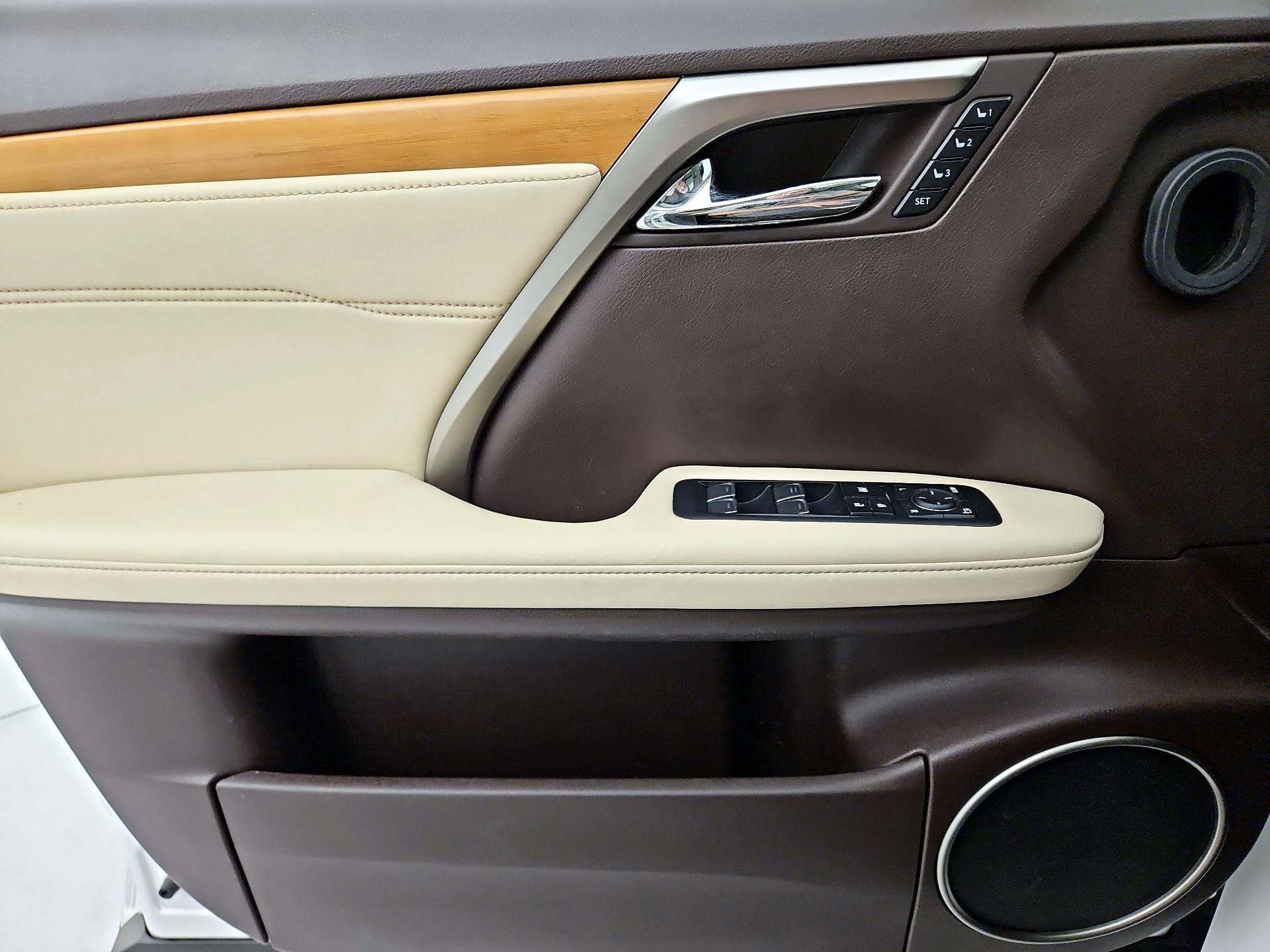Thumbnail: 2019 Lexus RX - 12