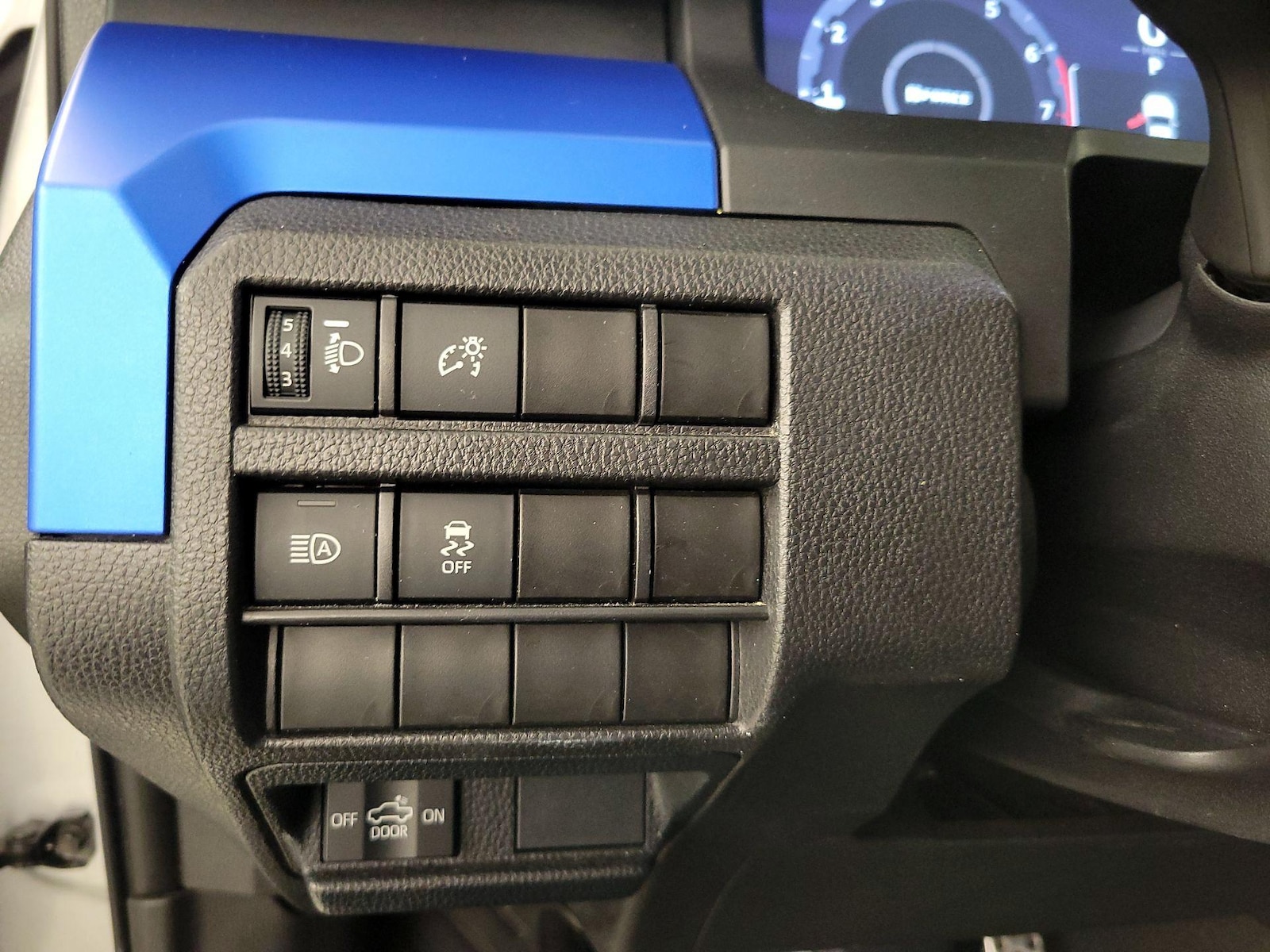 2025 Toyota Tacoma TRD Sport - Photo 14