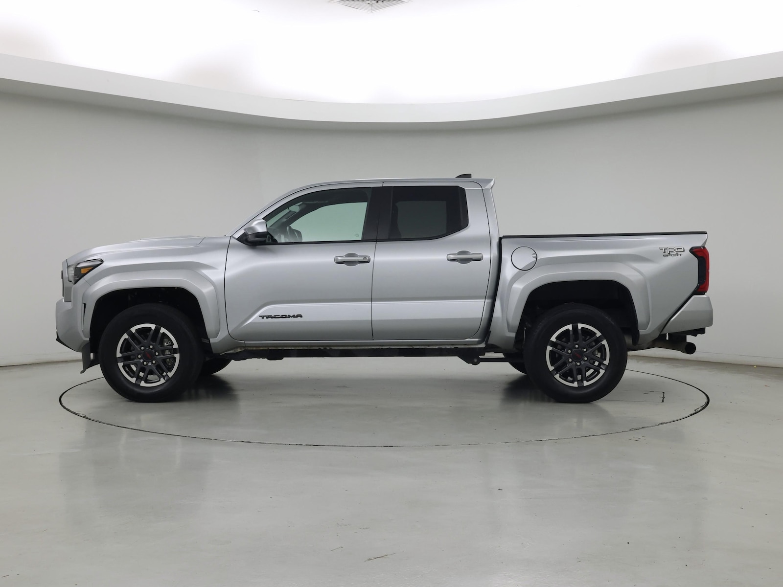 2025 Toyota Tacoma TRD Sport - Photo 4