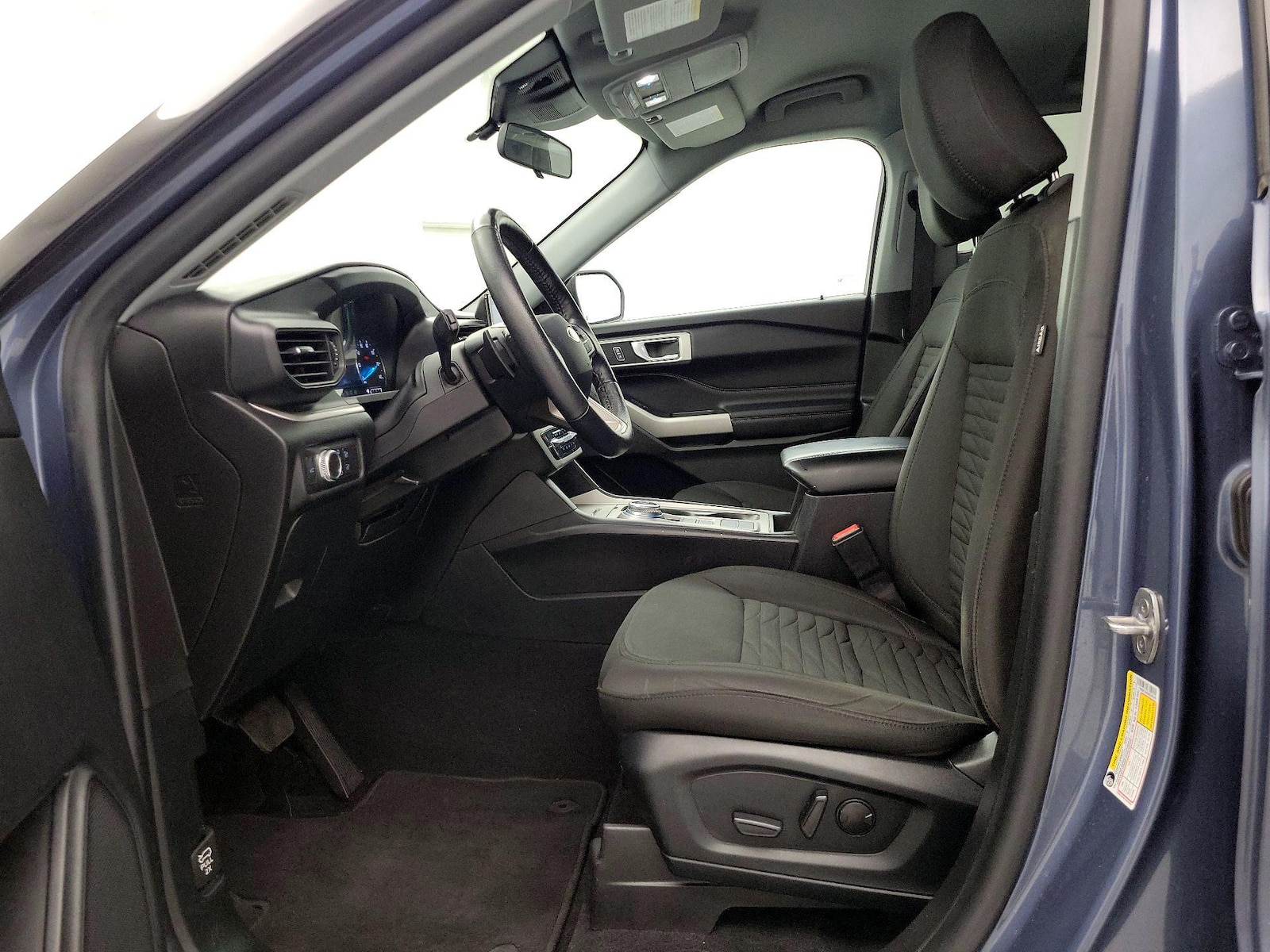Power Seat(s) & Side Airbags