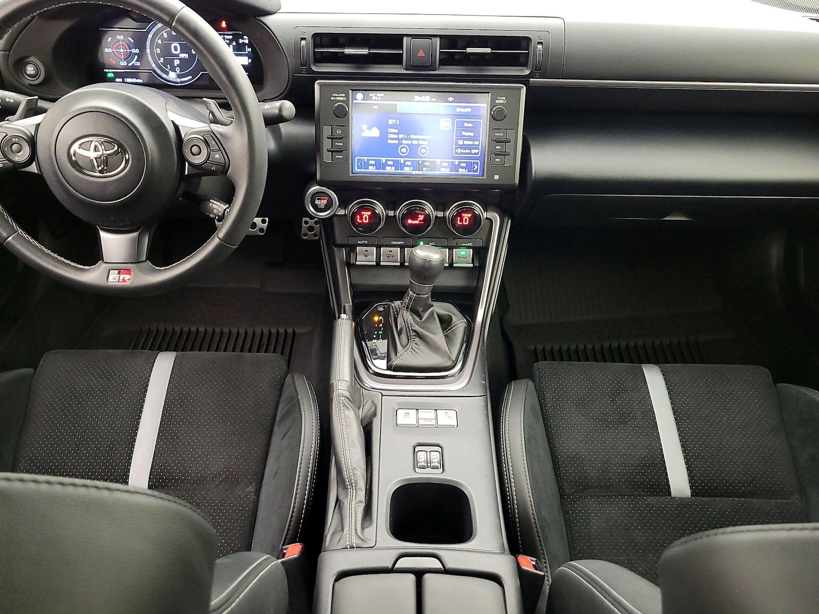 Photo 18