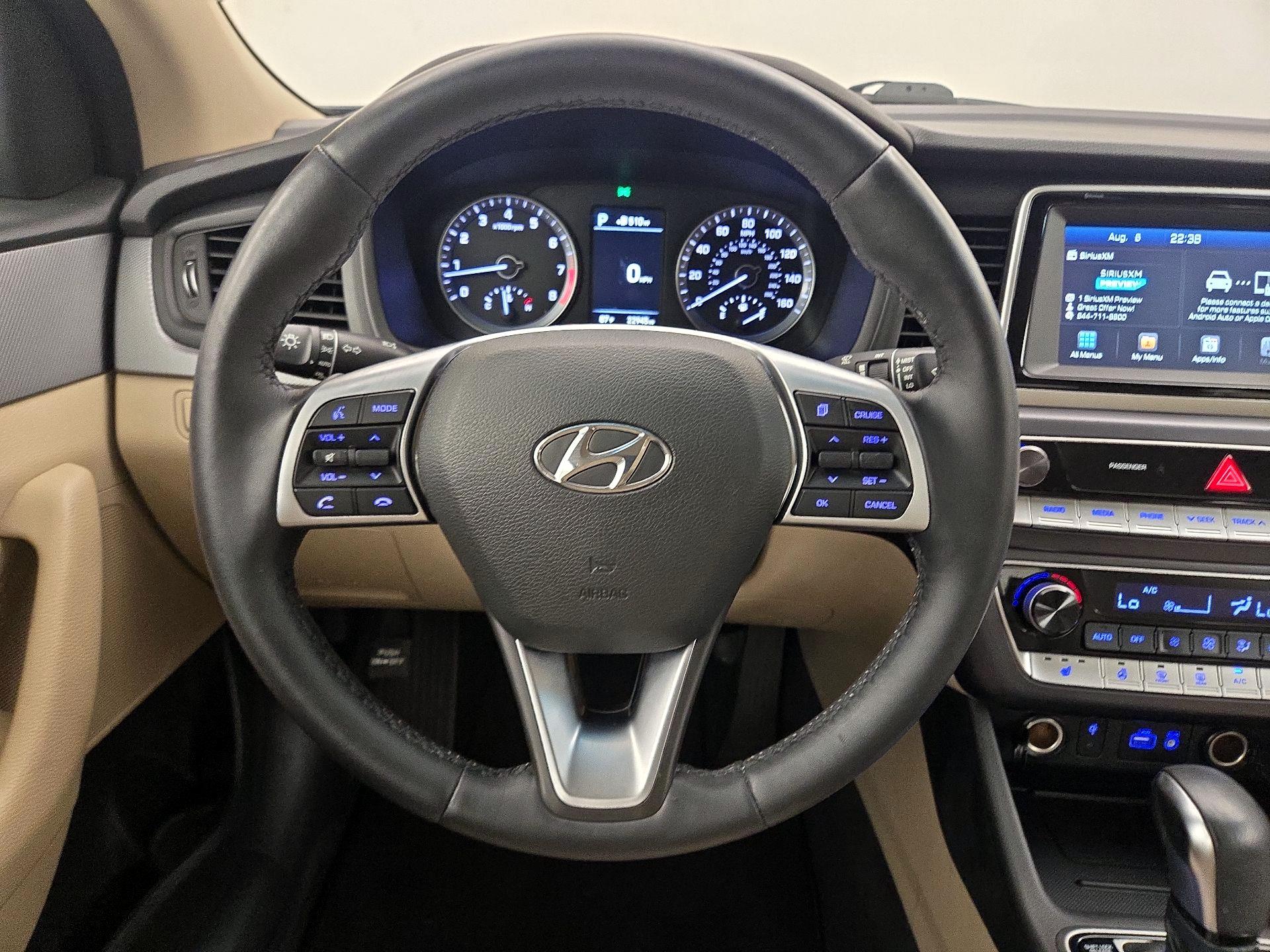 Thumbnail: 2019 Hyundai Sonata - 10