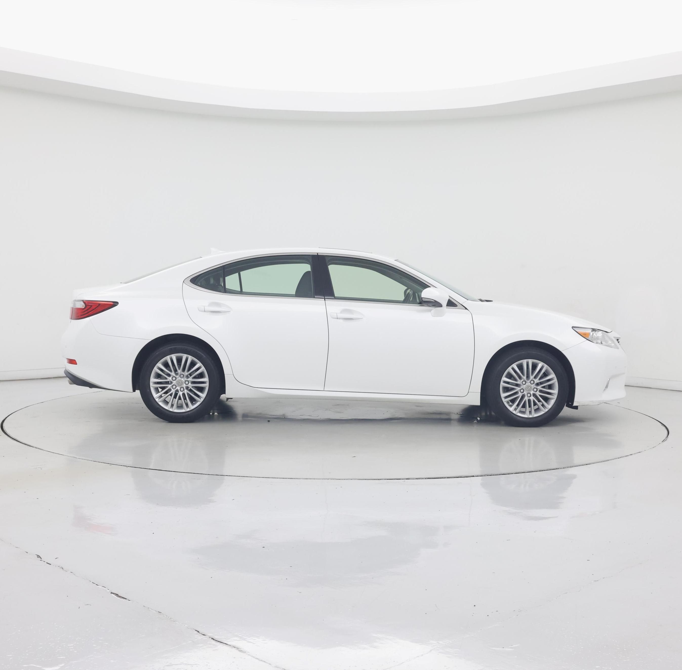 Thumbnail: 2014 Lexus ES - 7