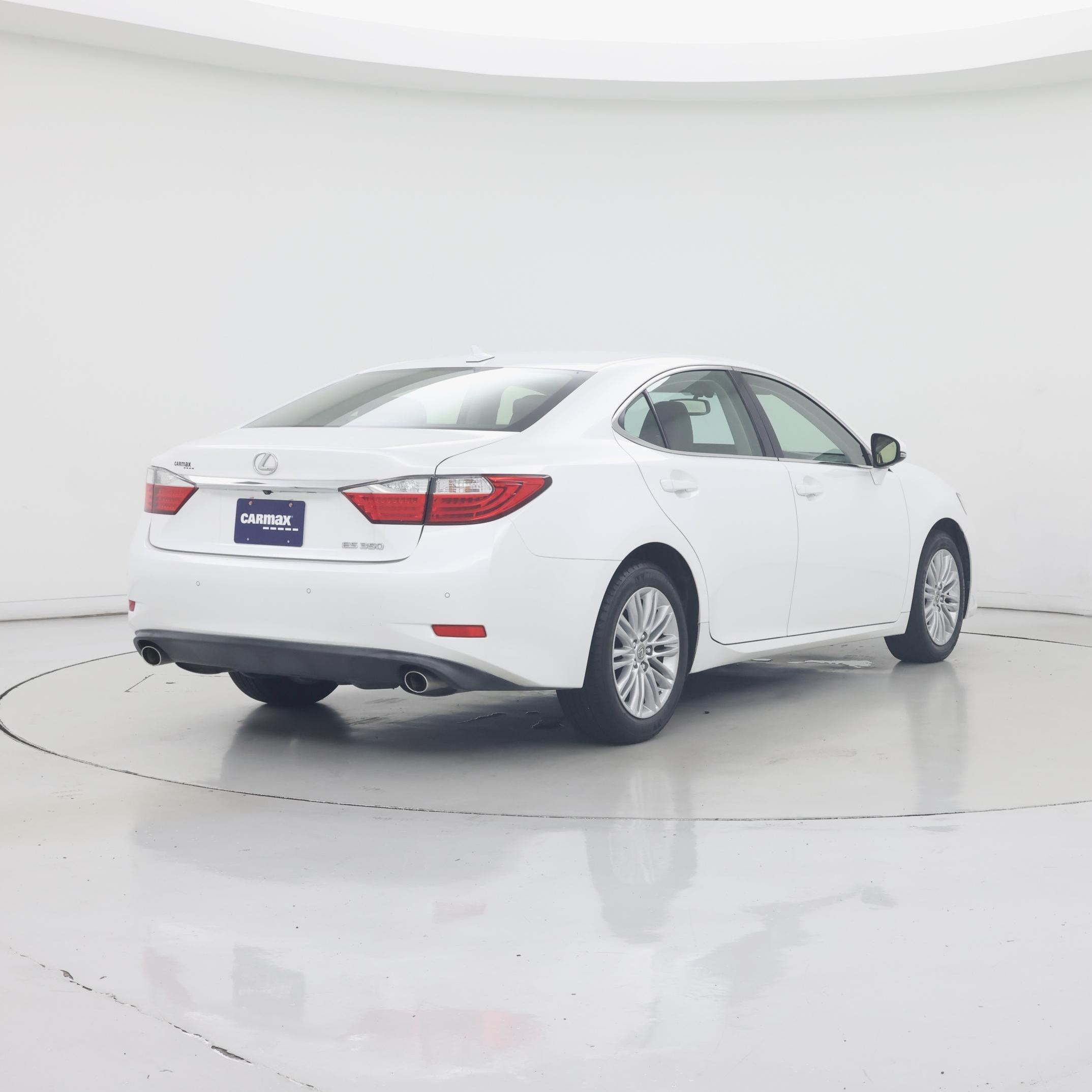 Thumbnail: 2014 Lexus ES - 8