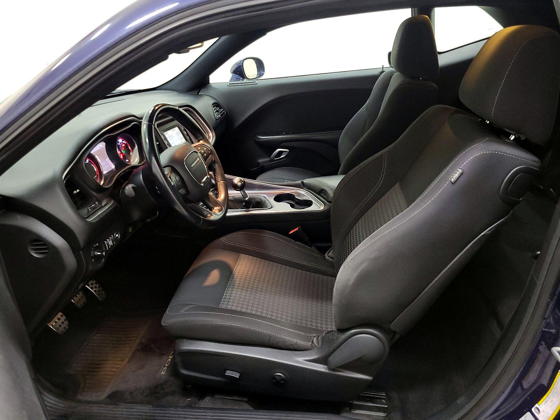 Thumbnail: 2015 Dodge Challenger - 11