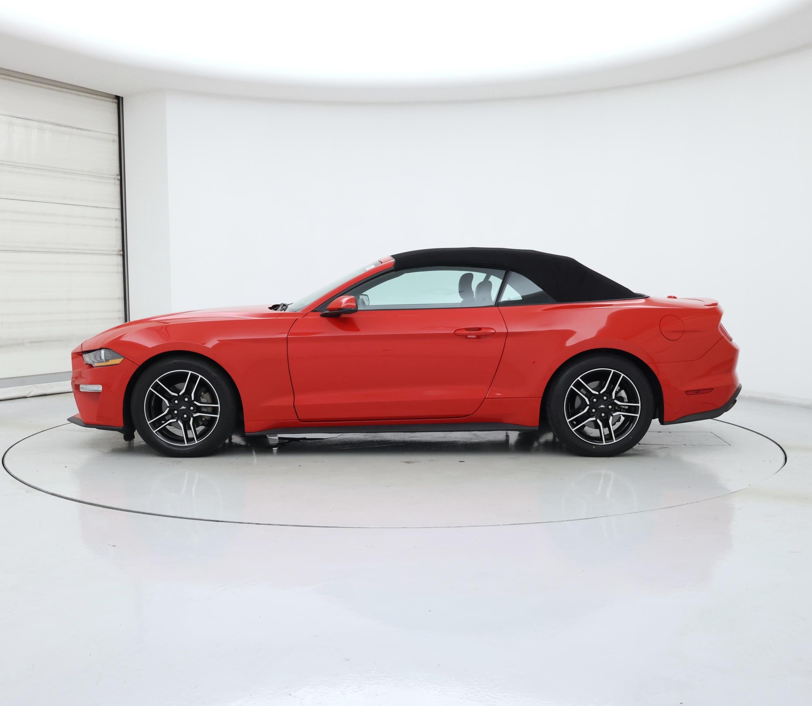 Thumbnail: 2018 Ford Mustang - 3