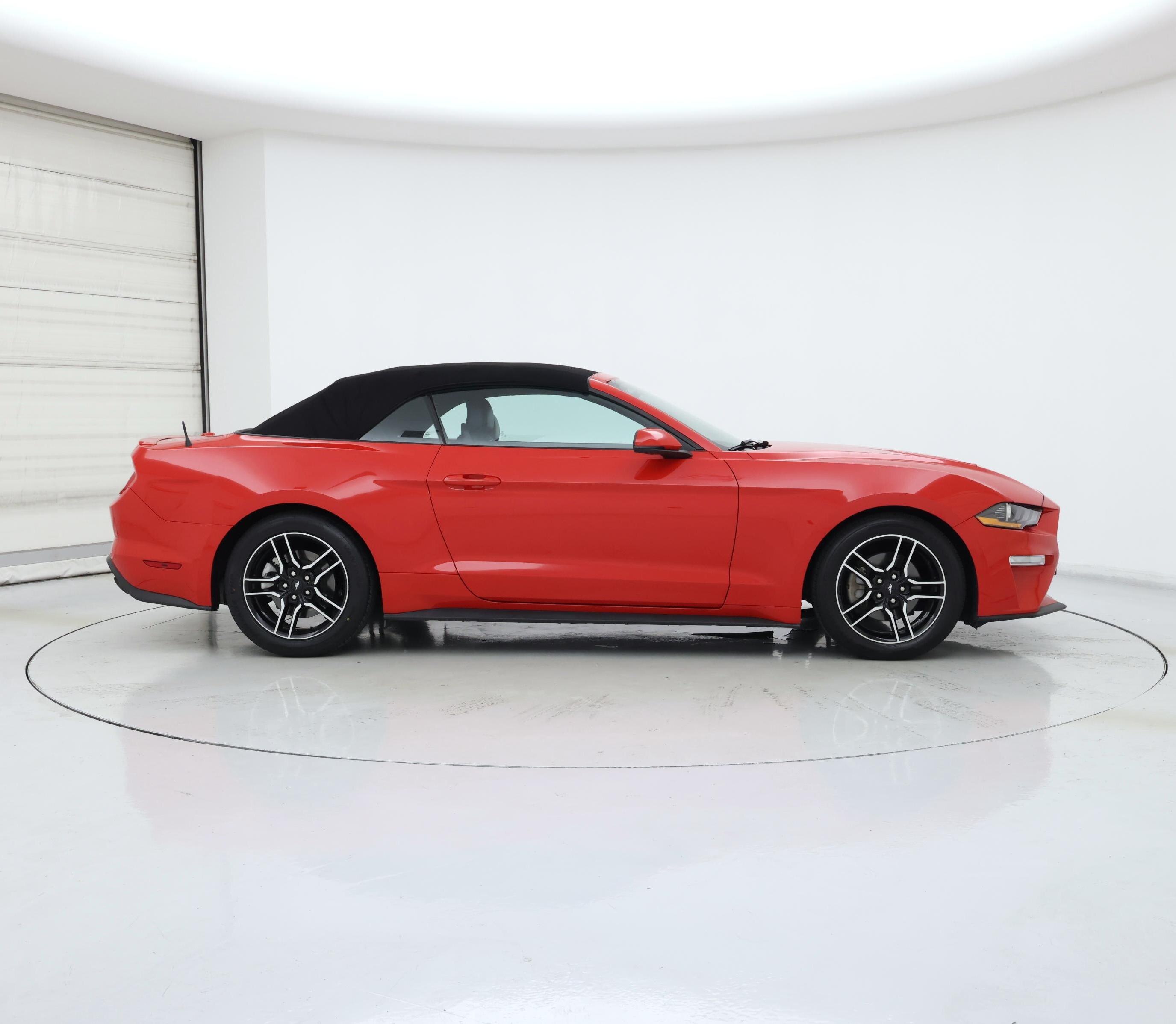 Thumbnail: 2018 Ford Mustang - 7