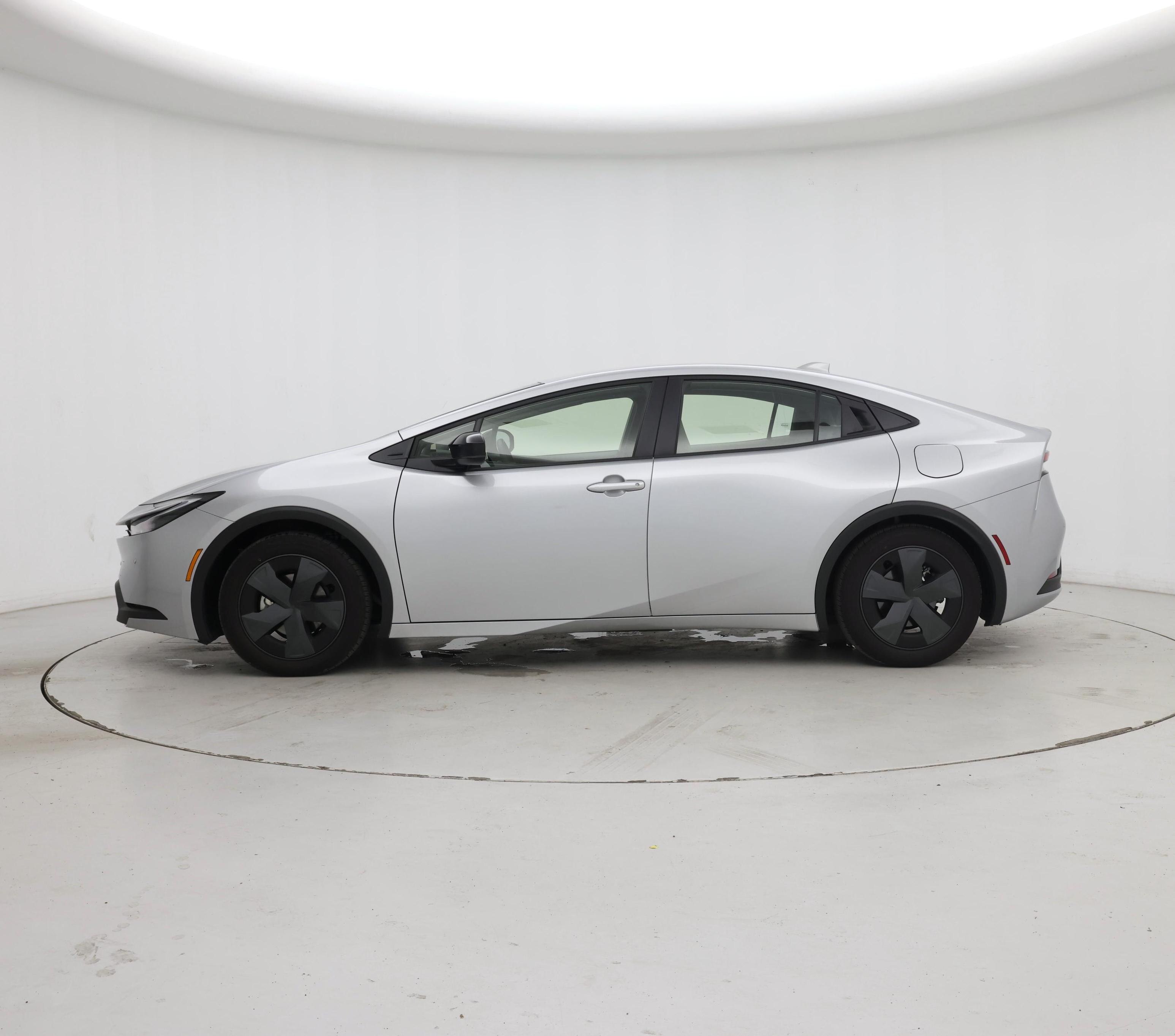 Thumbnail: 2024 Toyota Prius - 3