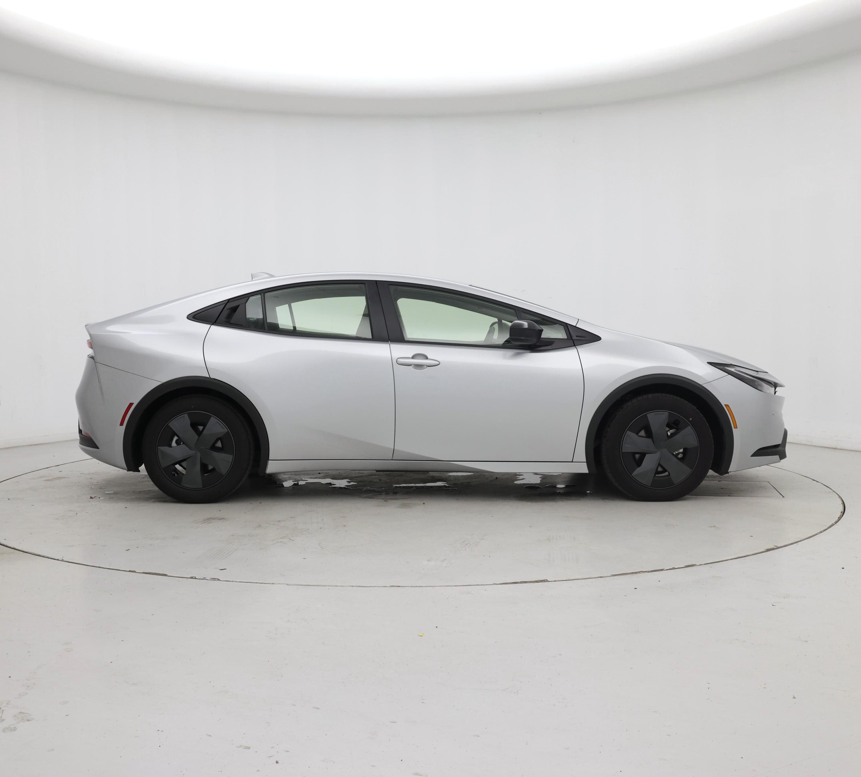 Thumbnail: 2024 Toyota Prius - 7
