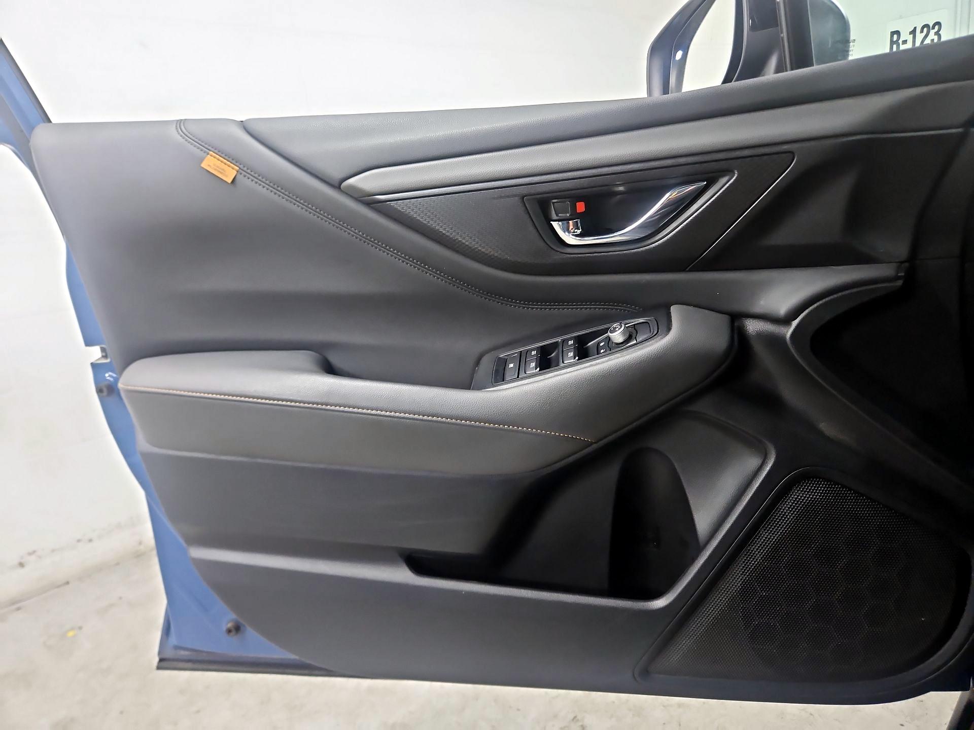 Thumbnail: 2022 Subaru Outback - 12