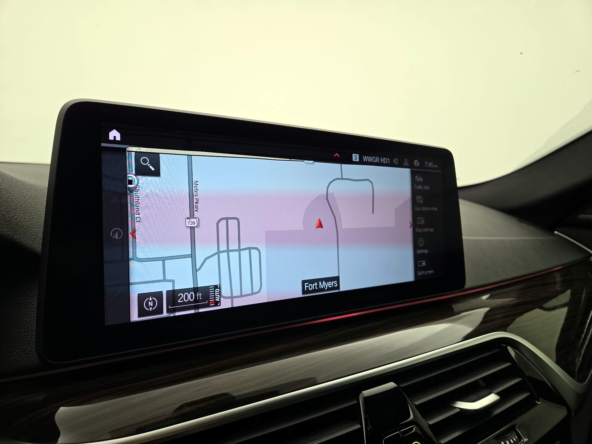 Thumbnail: 2021 BMW 5 Series - 13