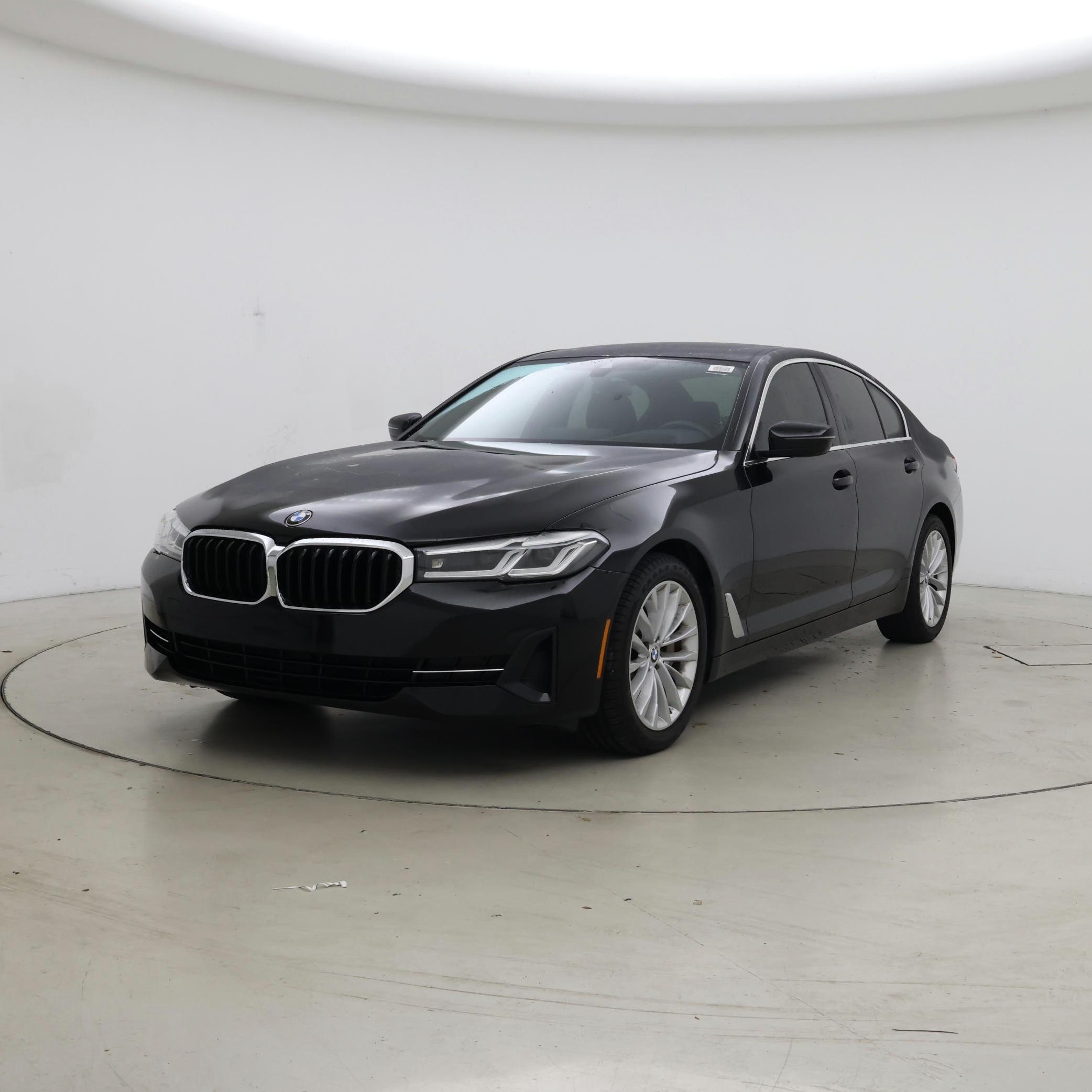 Thumbnail: 2021 BMW 5 Series - 4