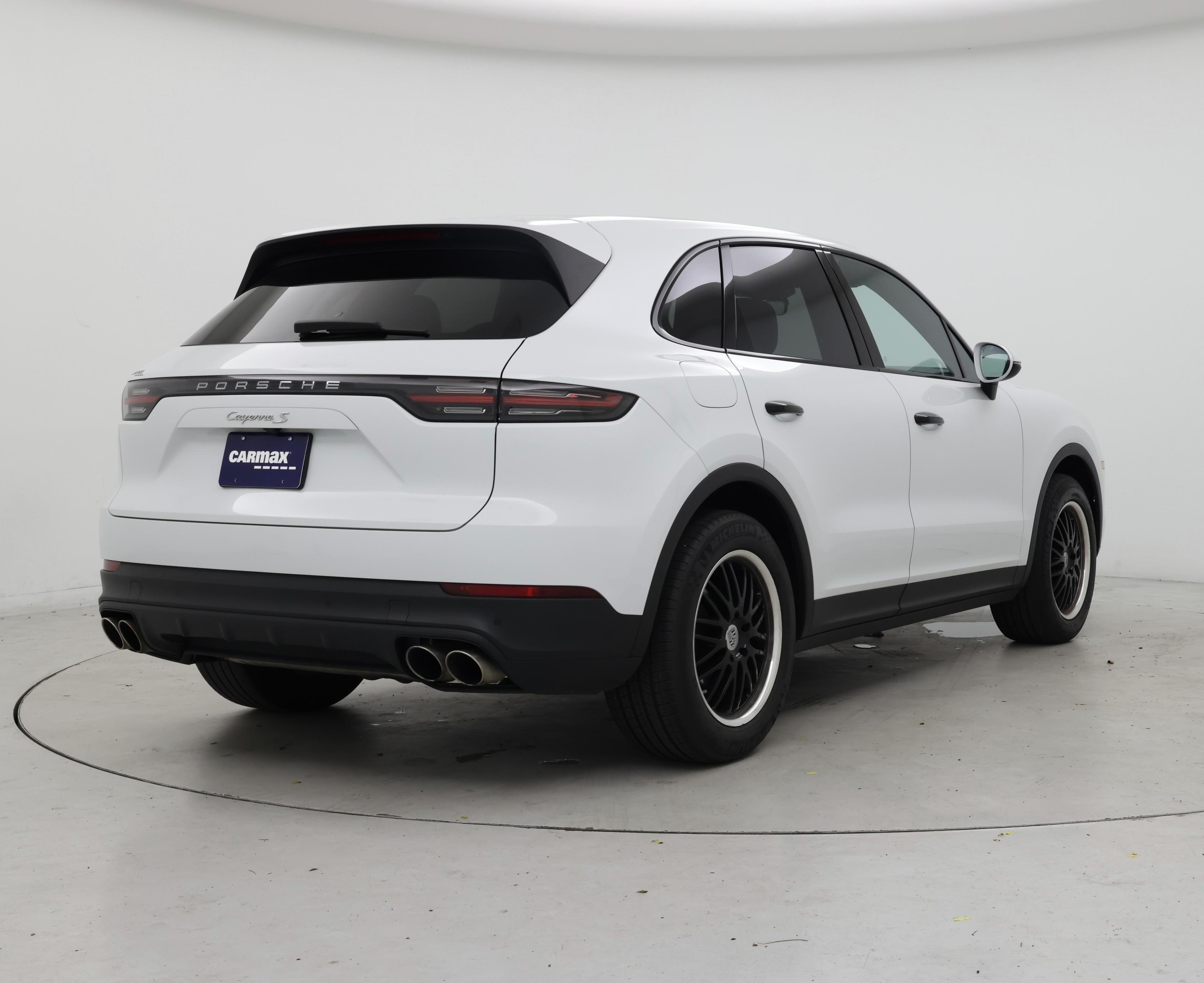Thumbnail: 2019 Porsche Cayenne - 8