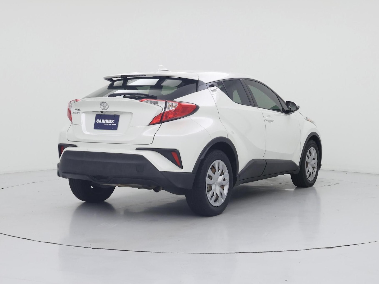 2020 Toyota C-HR LE - Photo 9