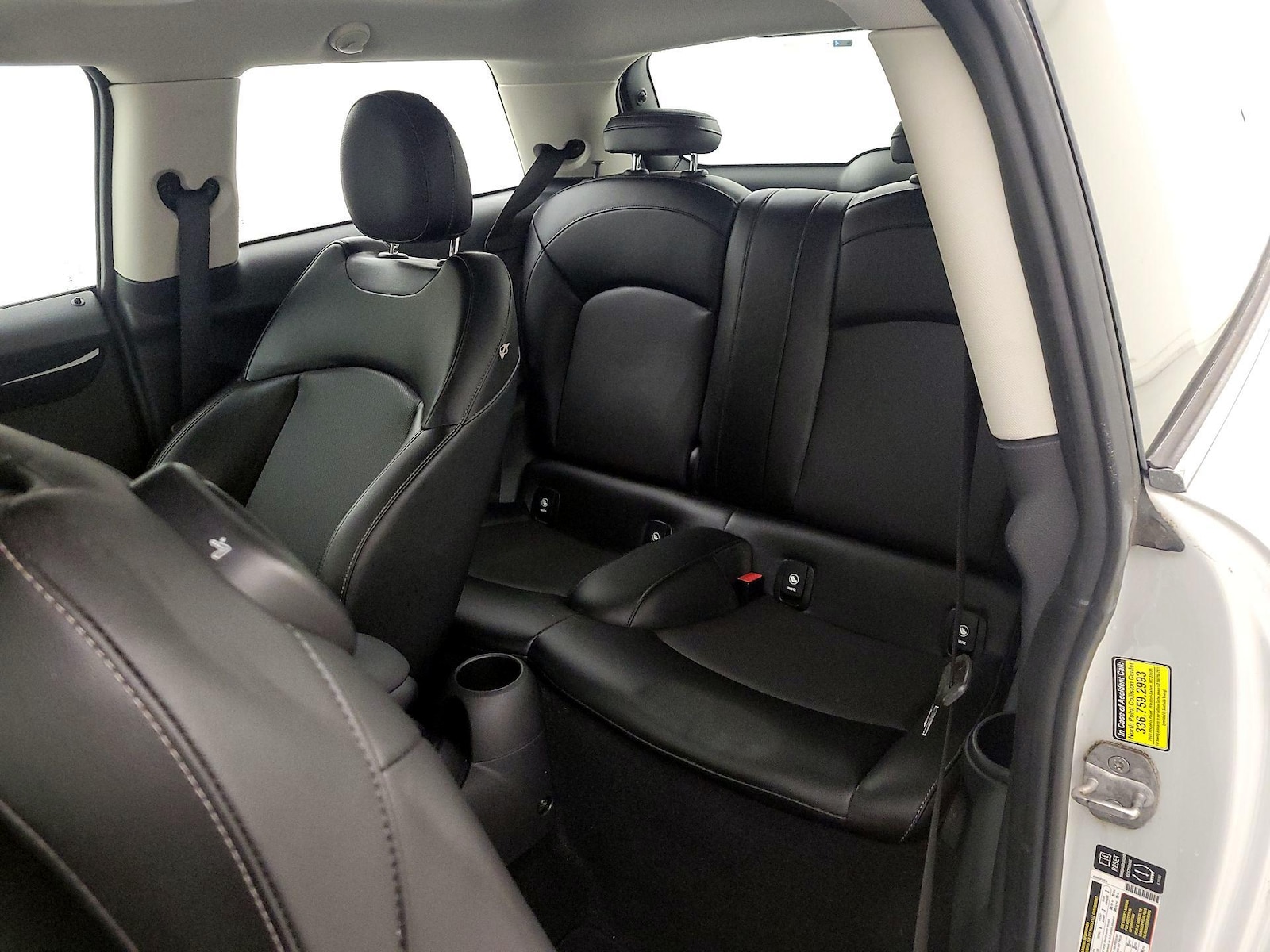 2015 MINI Cooper S - Photo 20
