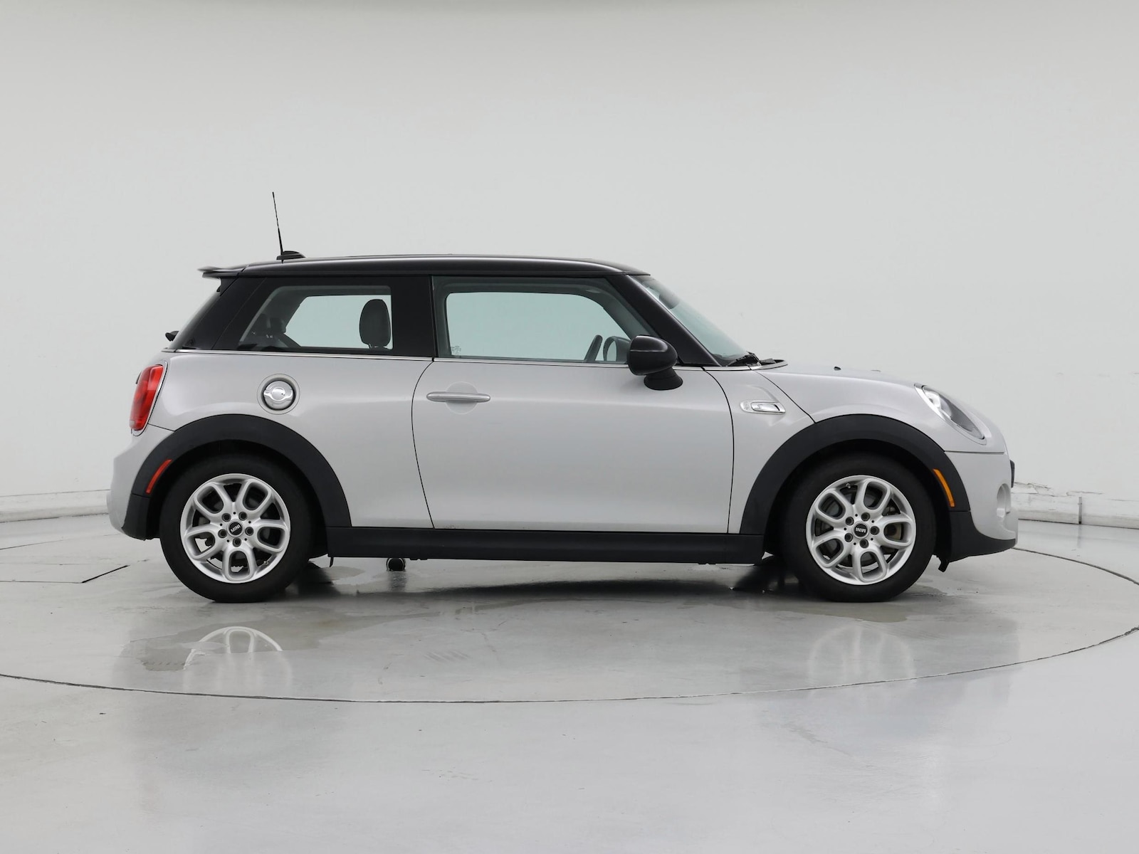 2015 MINI Cooper S - Photo 8