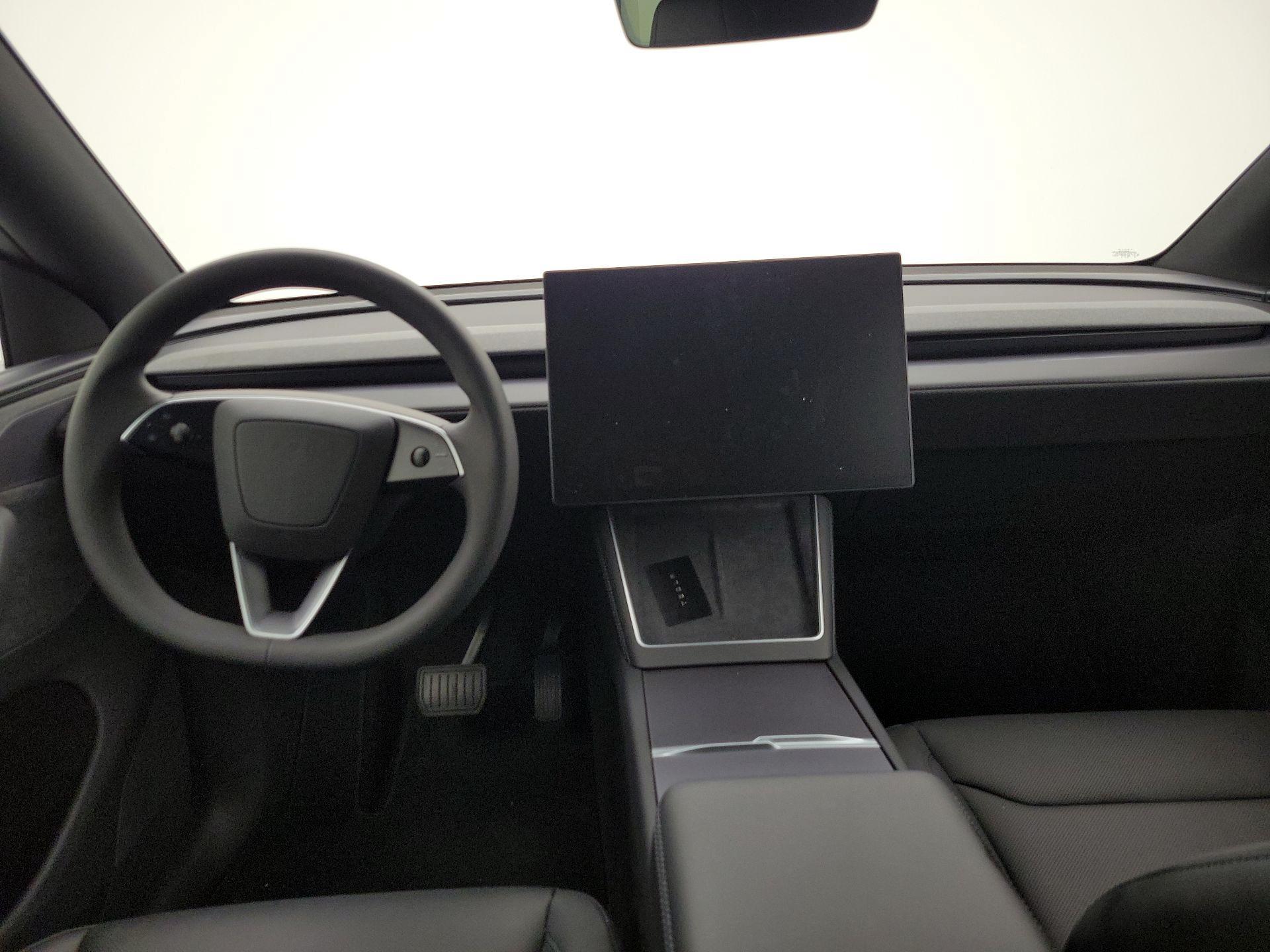 Thumbnail: 2026 Tesla Model Y - 9