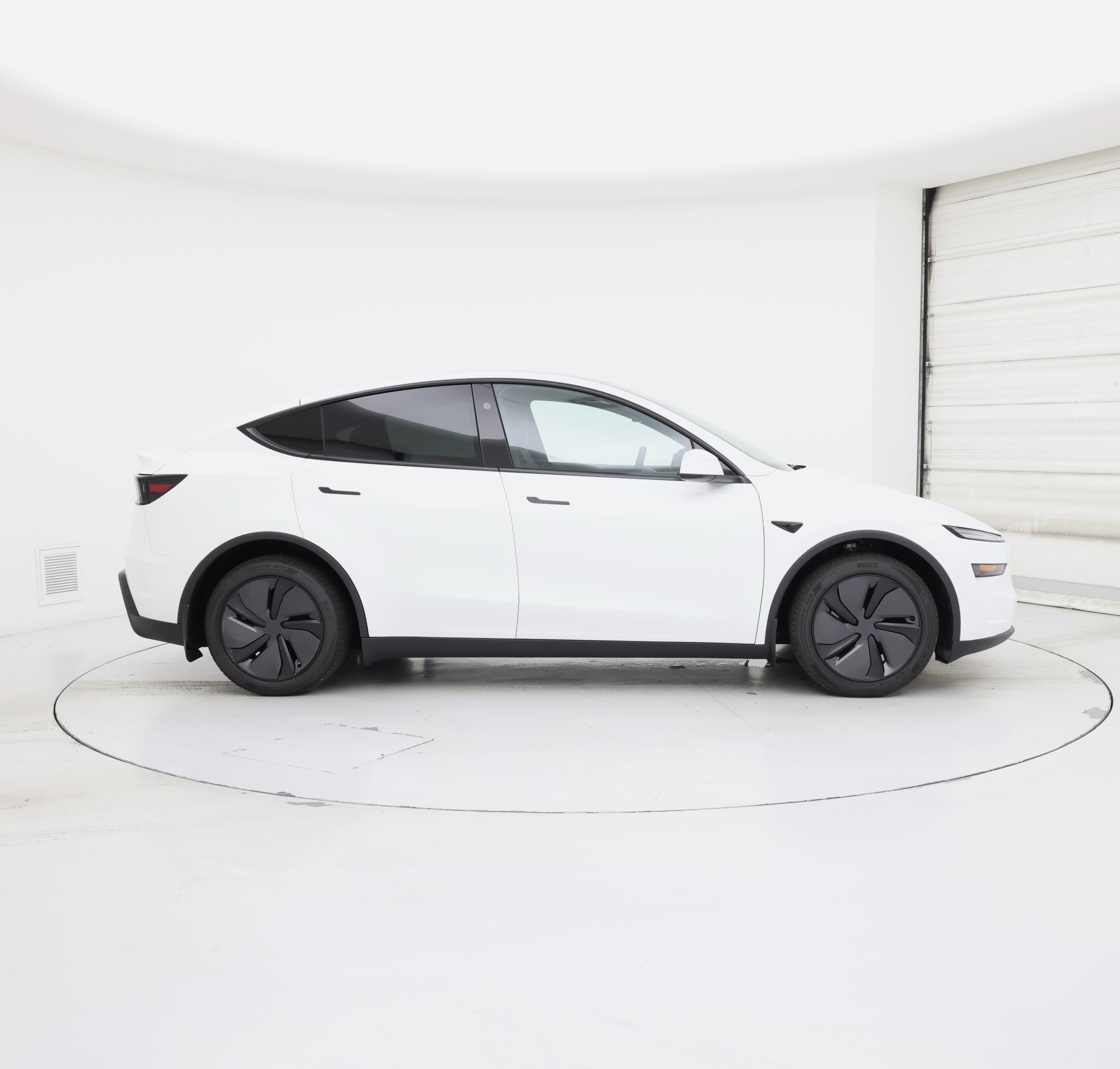 Thumbnail: 2026 Tesla Model Y - 7
