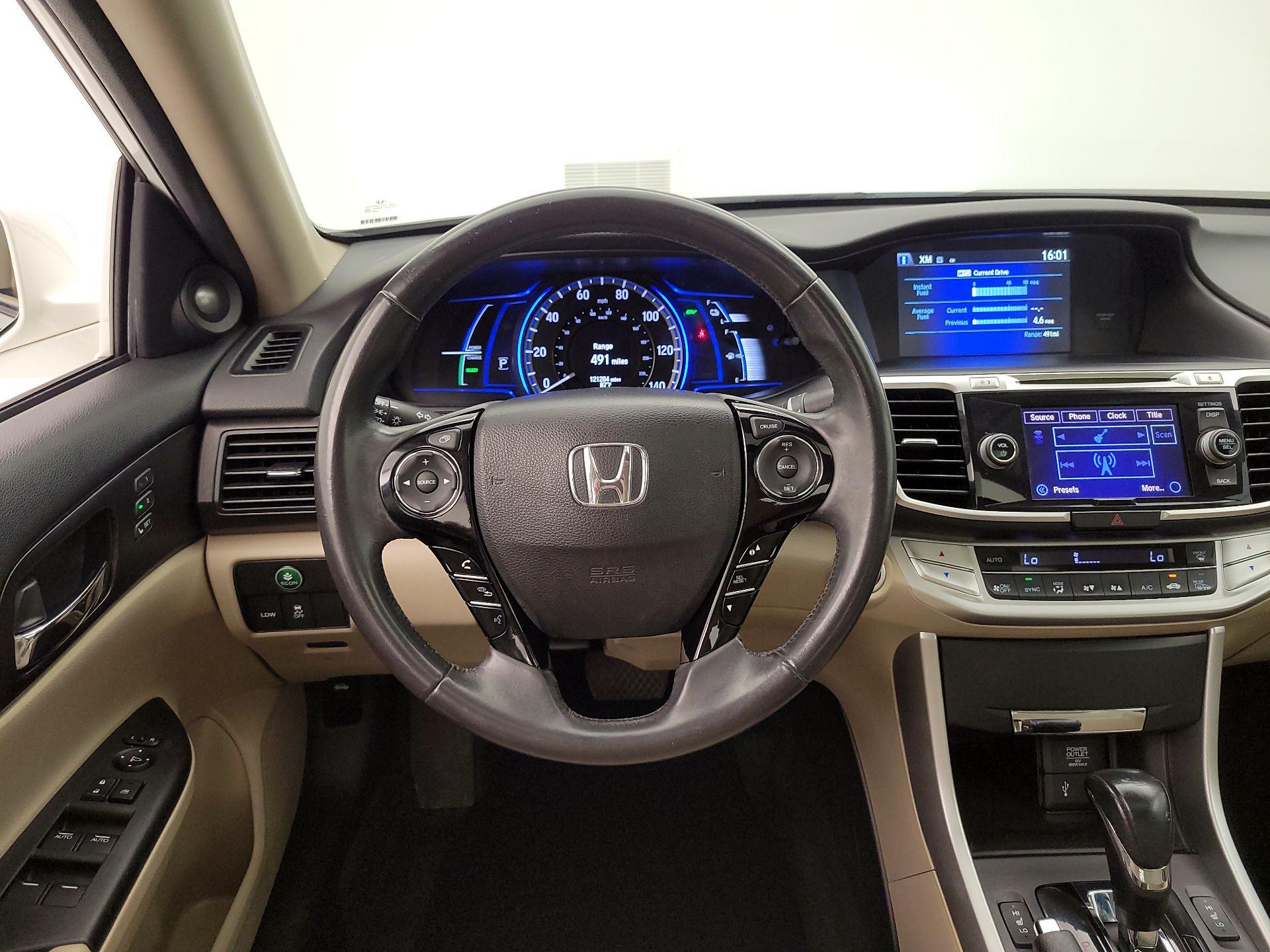 Thumbnail: 2015 Honda Accord - 10