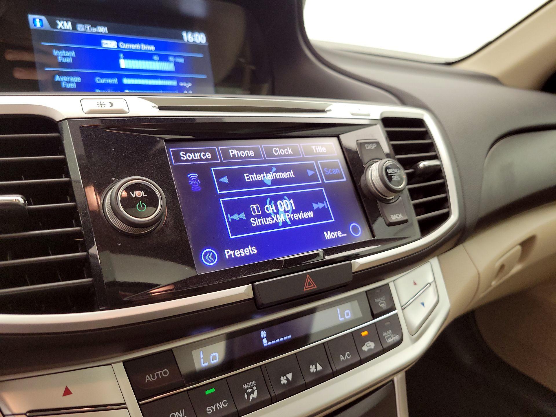 Thumbnail: 2015 Honda Accord - 15