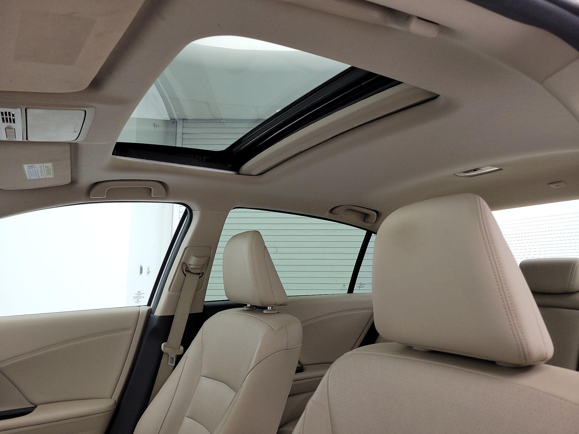 Thumbnail: 2015 Honda Accord - 19