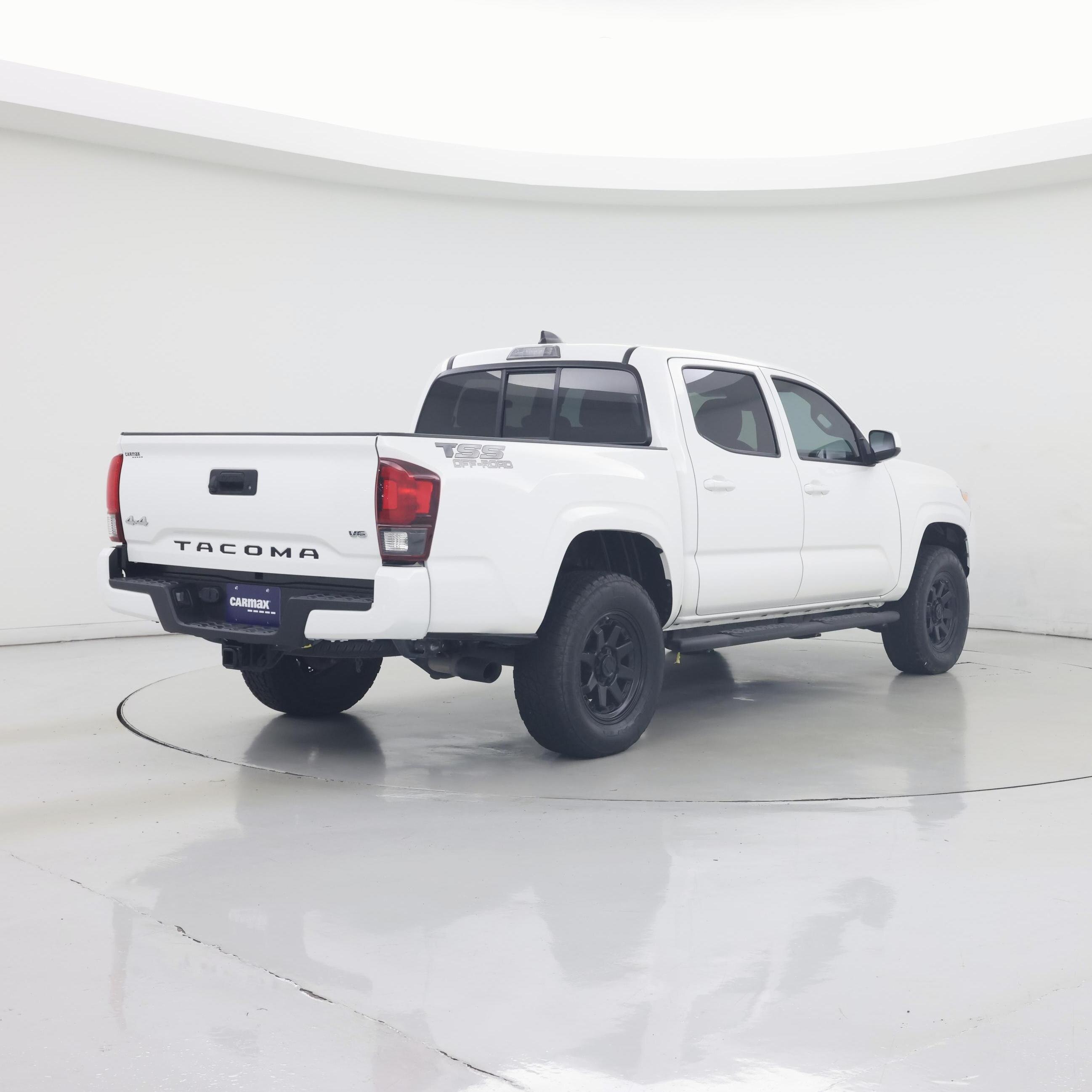 Thumbnail: 2023 Toyota Tacoma - 8
