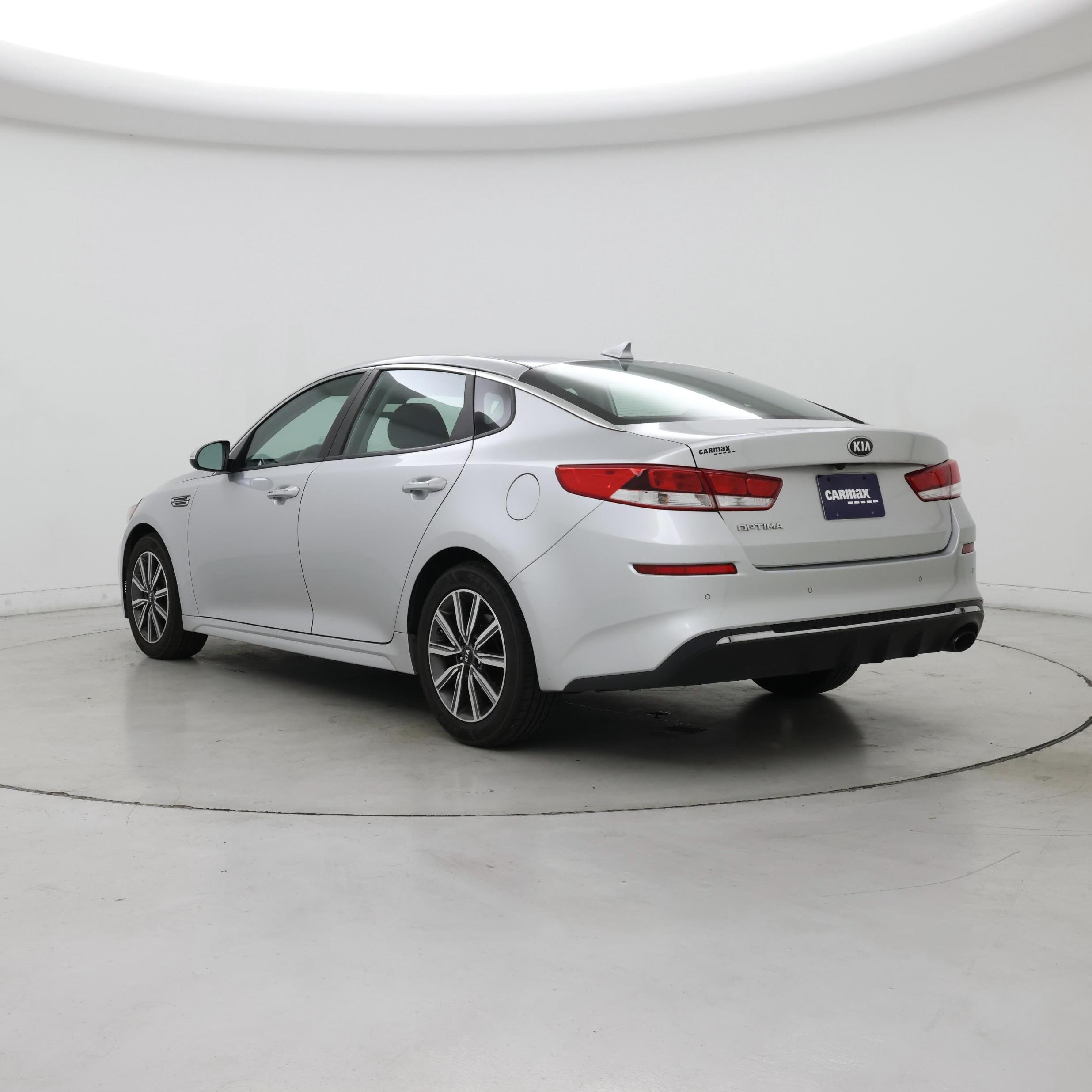 Thumbnail: 2019 Kia Optima - 2