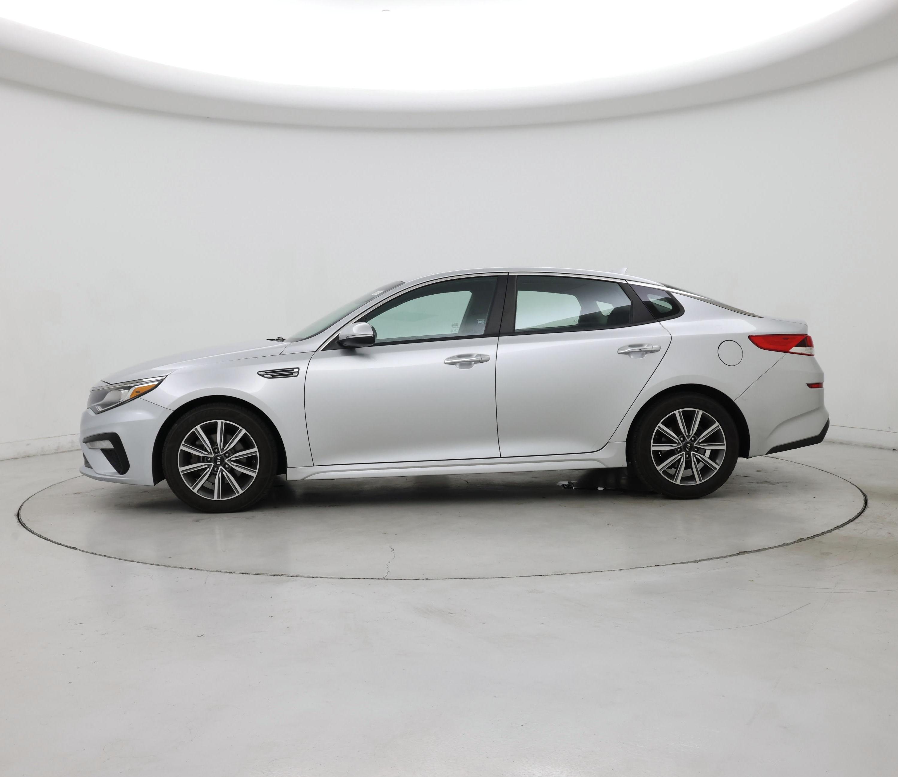 Thumbnail: 2019 Kia Optima - 3