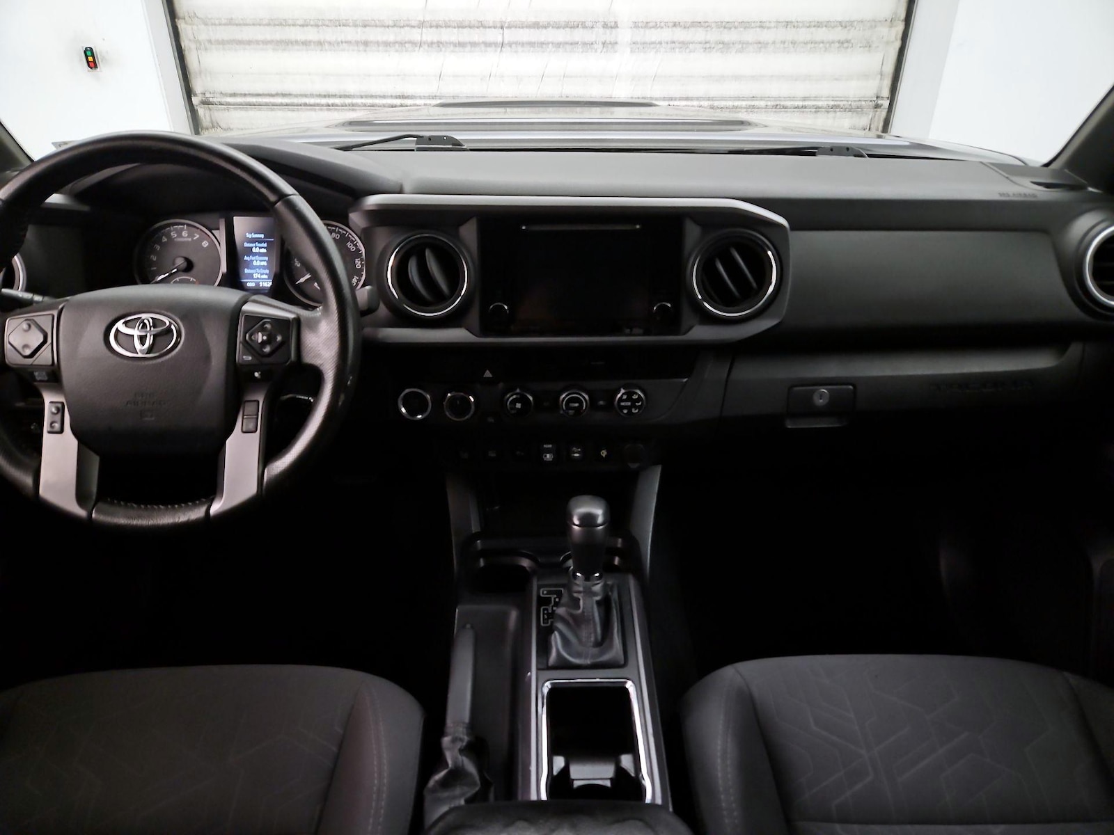 2018 Toyota Tacoma TRD Sport - Photo 10