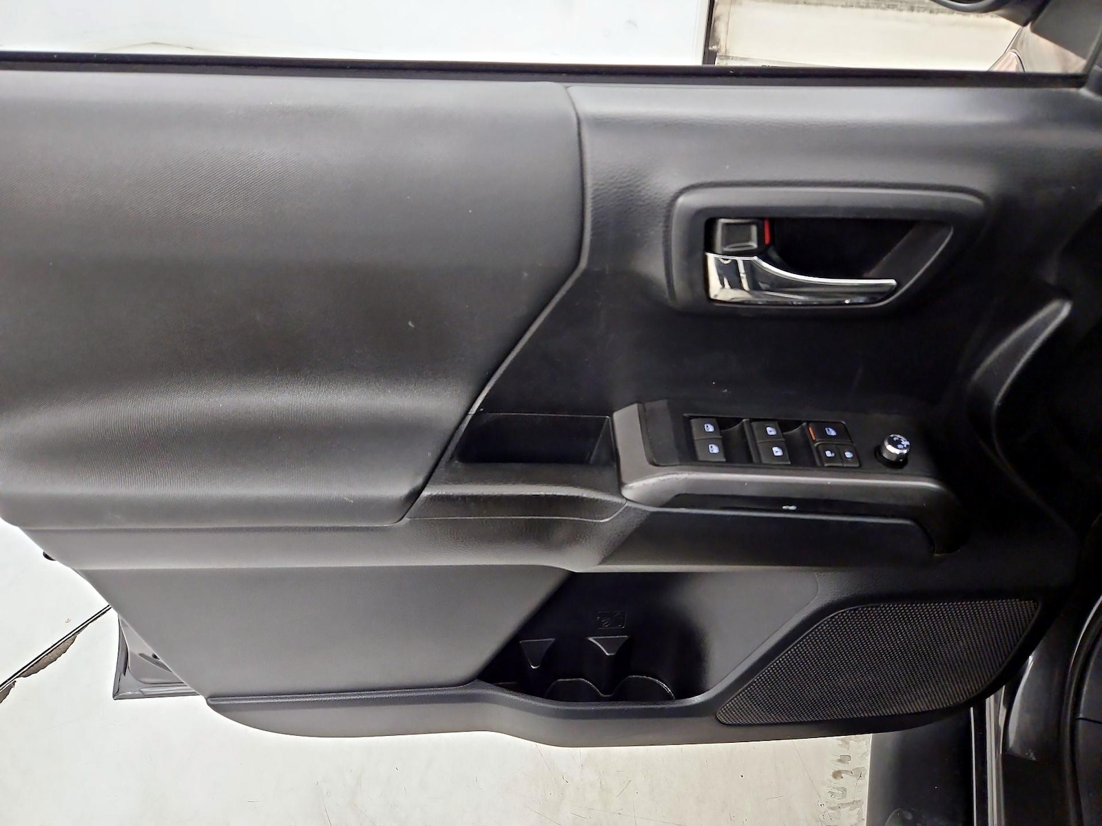 2018 Toyota Tacoma TRD Sport - Photo 13